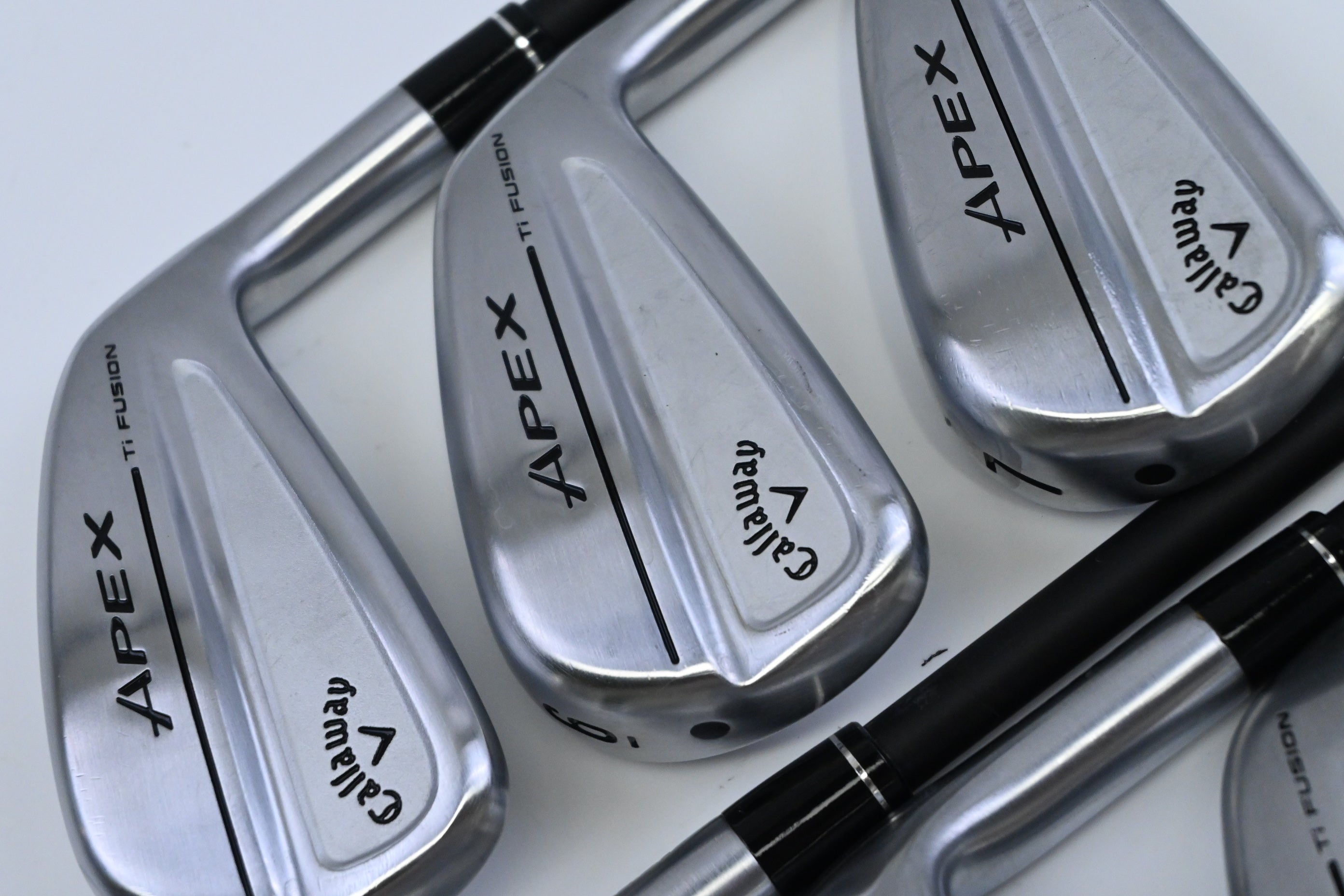 Callaway Apex Ti Fusion 250 Irons / 5-PW+AW / Regular Flex MMT 70 Shafts