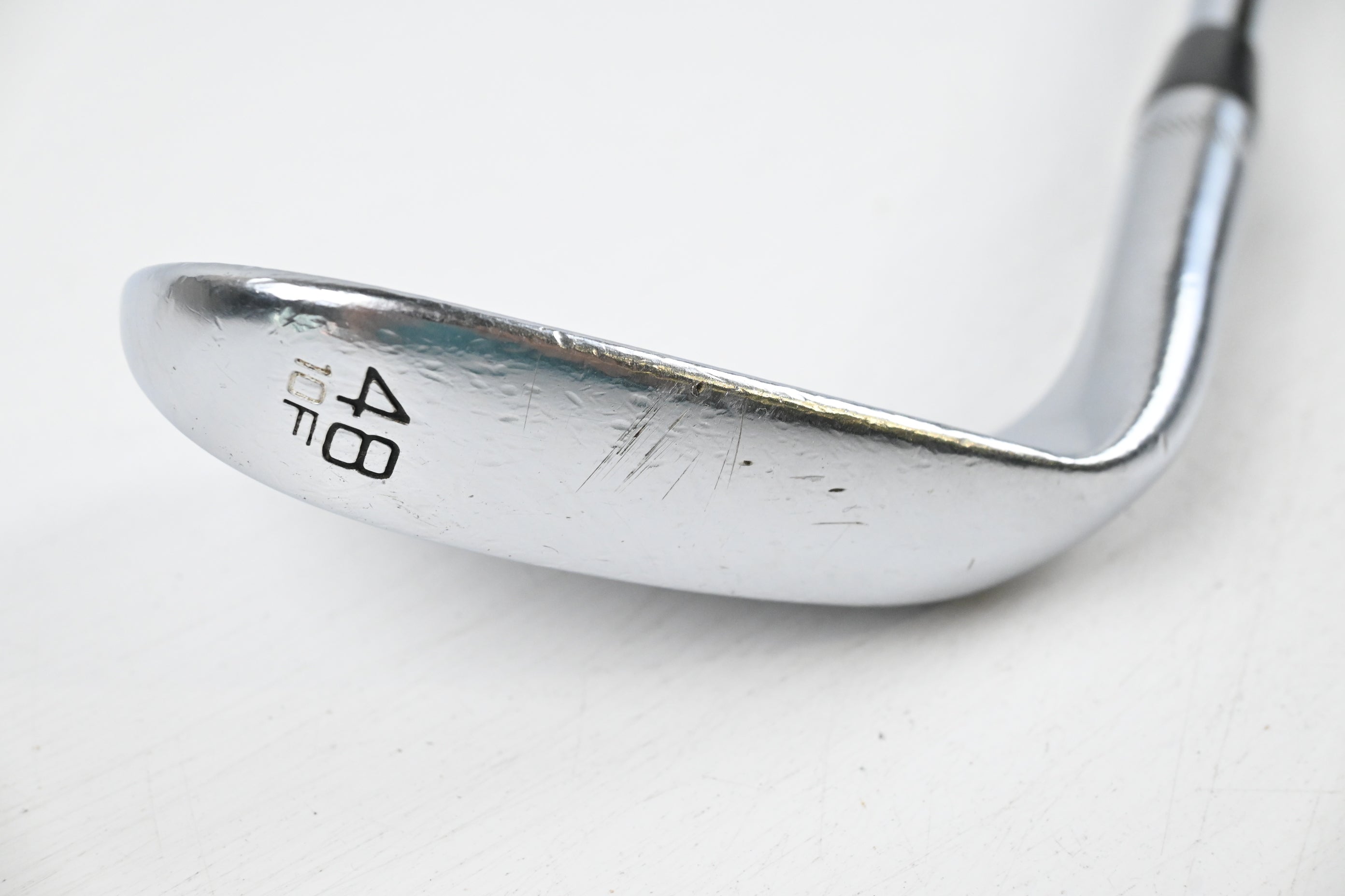 Titleist Vokey SM8 Pitching Wedge / 48 Degree / Stiff Flex Dynamic Gold Shaft