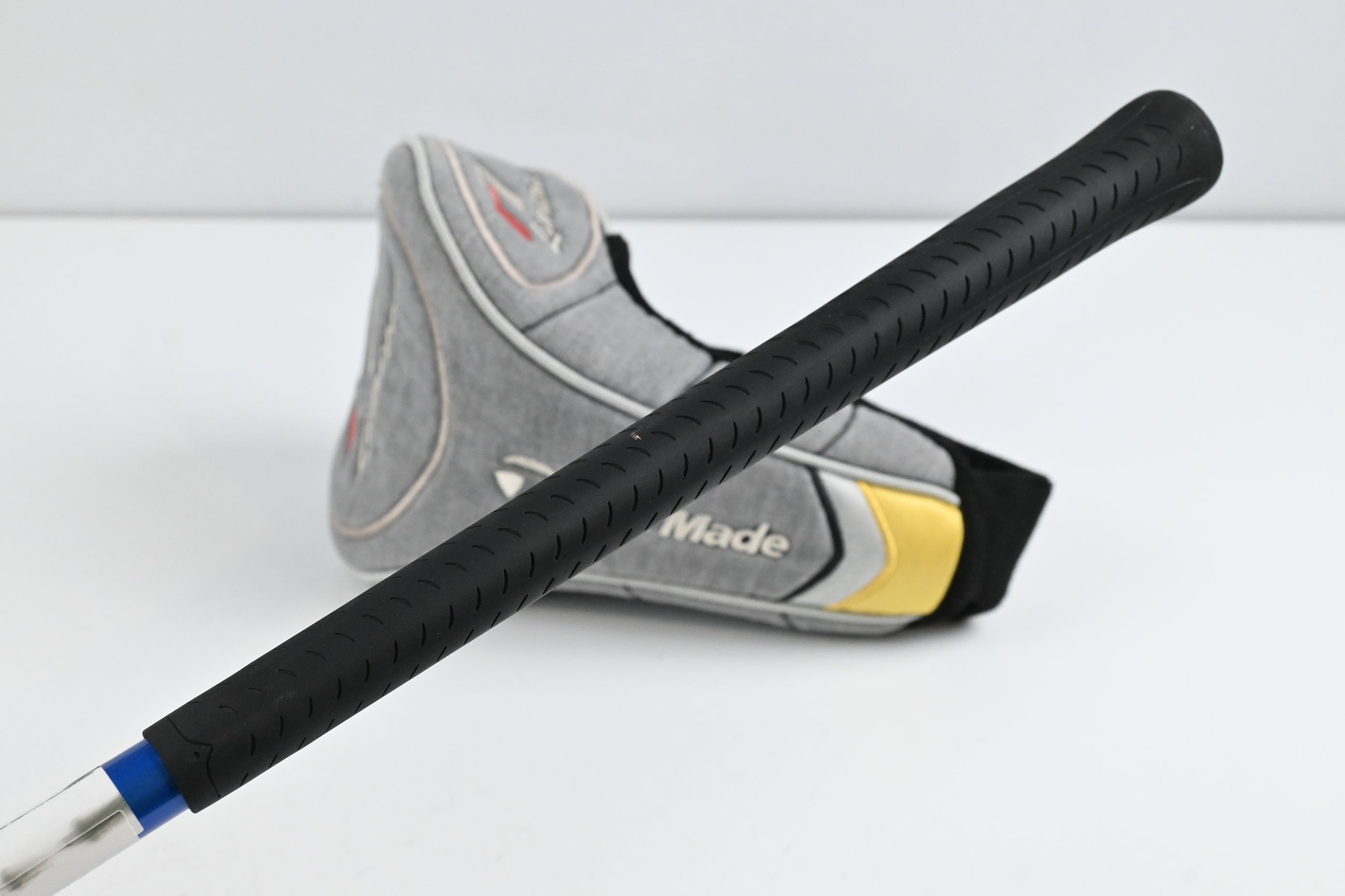 Taylormade R7 Limited Driver / 9.5 Degree / Stiff Flex Grafalloy Blue Shaft