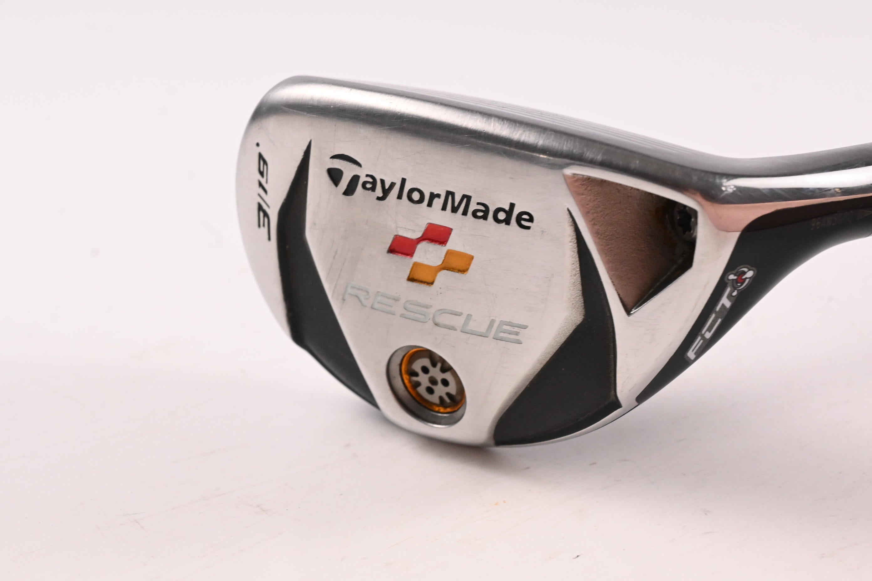 Taylormade Rescue 2009 #3 Hybrid / 19 Degree / Regular Flex VooDoo VS8 Shaft