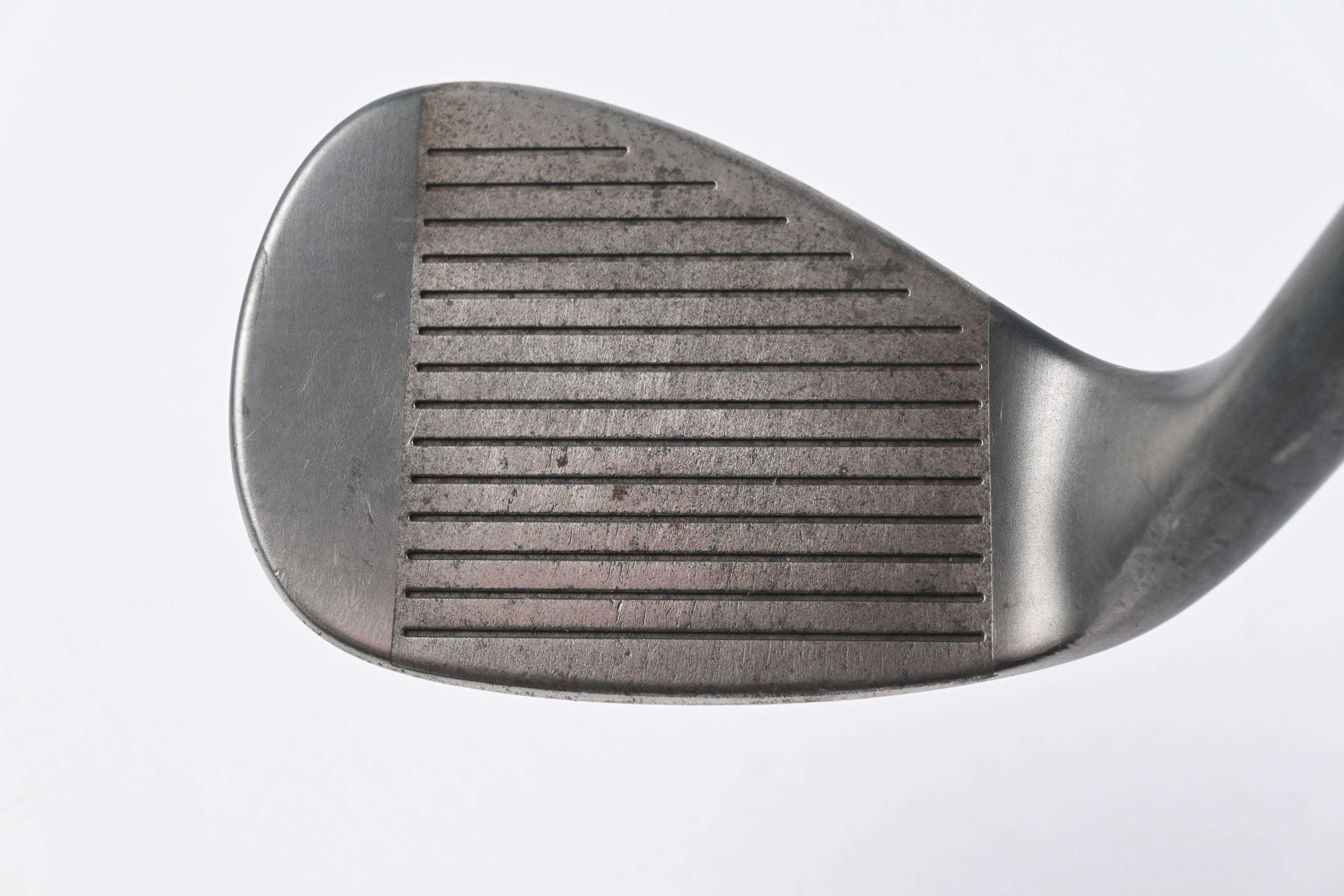 Cleveland Tour Action 900 Gap Wedge / 52 Degree / Wedge Flex Dynamic Gold