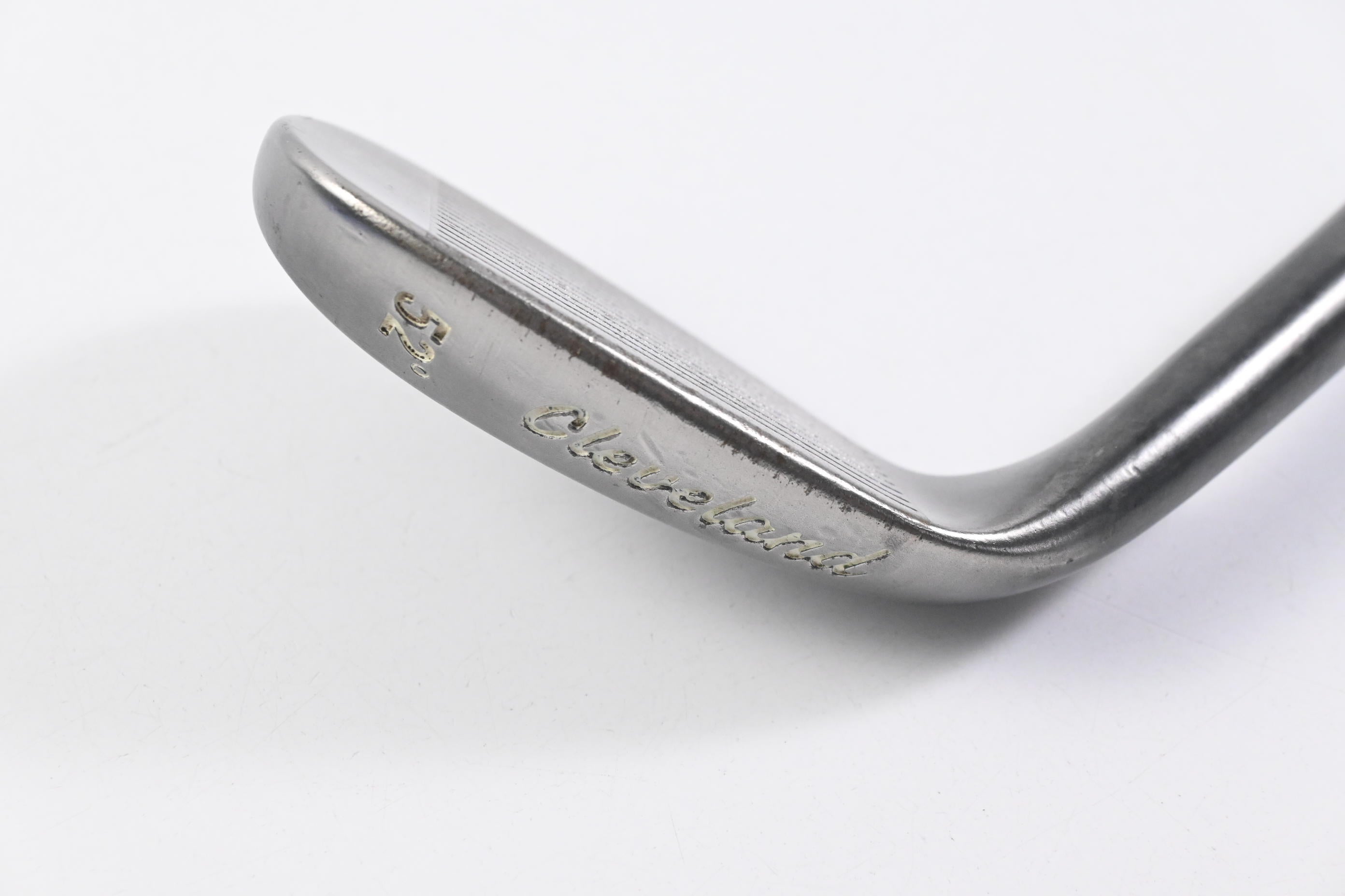 Cleveland Tour Action 900 Gap Wedge / 52 Degree / Wedge Flex Dynamic Gold