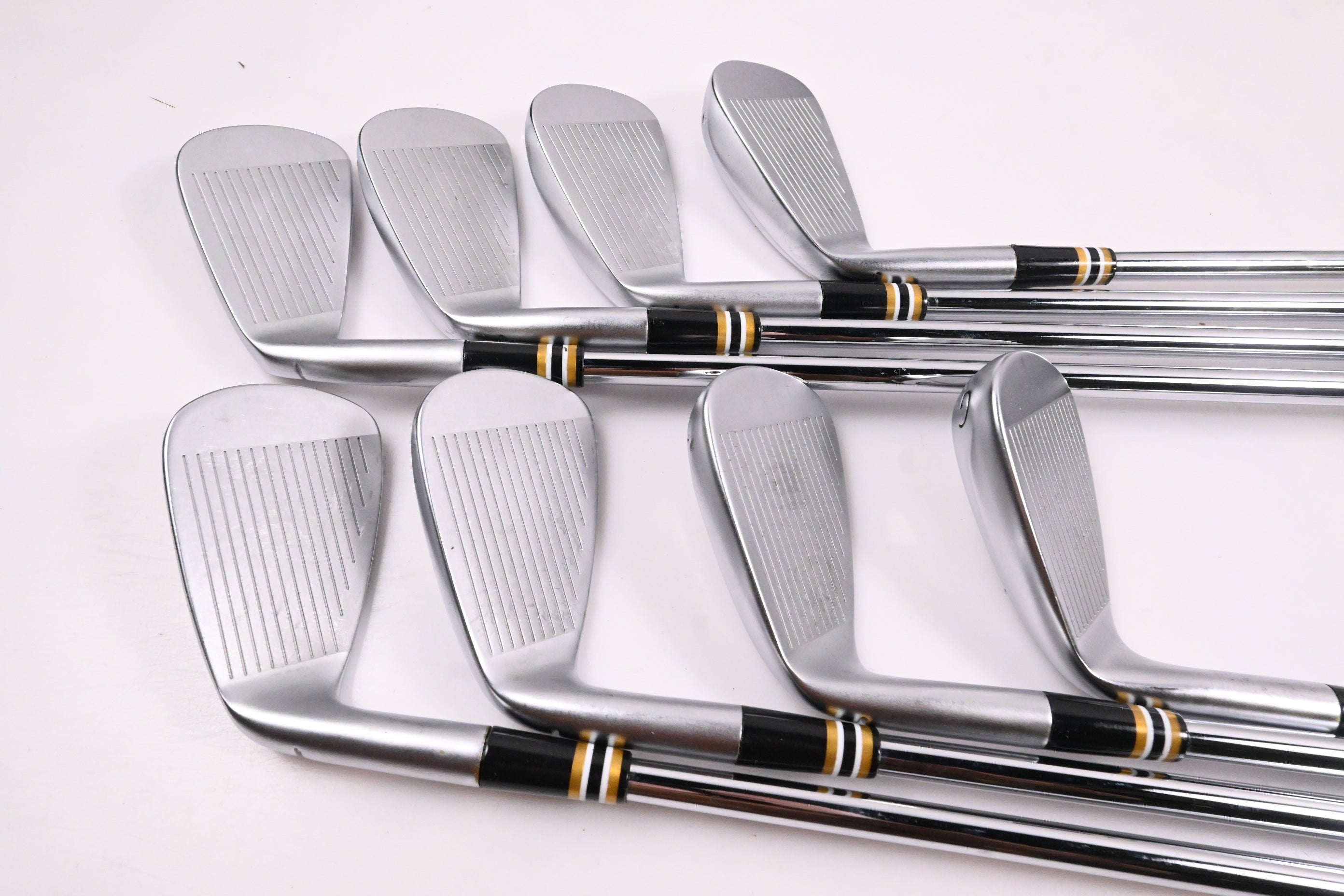 Miura IC-602 Irons / 4-PW+GW / Regular+ Flex Project X LZ 115 Shafts