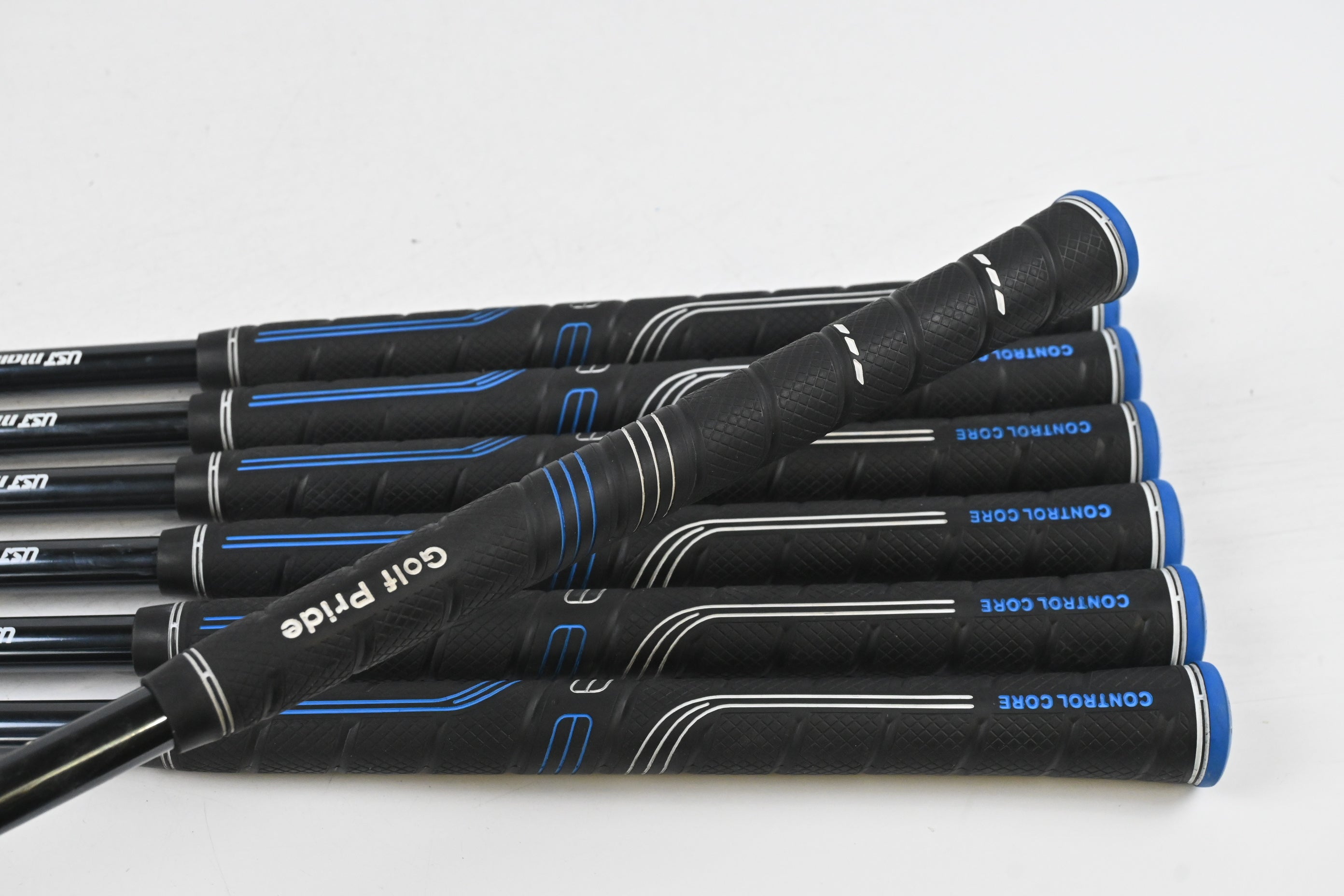 Wilson Staff Model CB 2019 Irons / 4-PW / Regular Flex UST Recoil Dart 75 Shafts