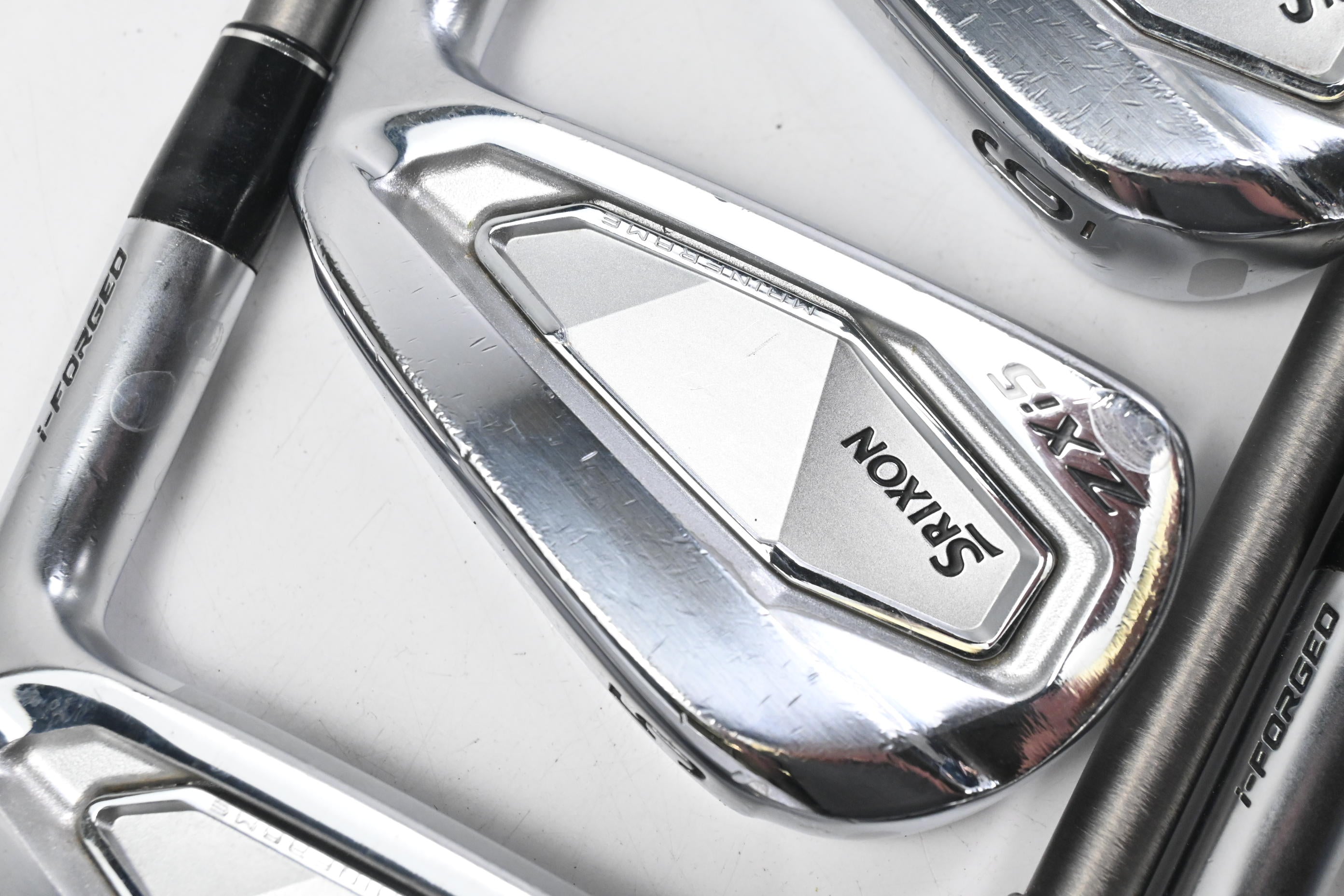Srixon ZXi5 Irons / 4-PW / Regular Flex Aerotech SteelFiber H-Plus 55 Shafts