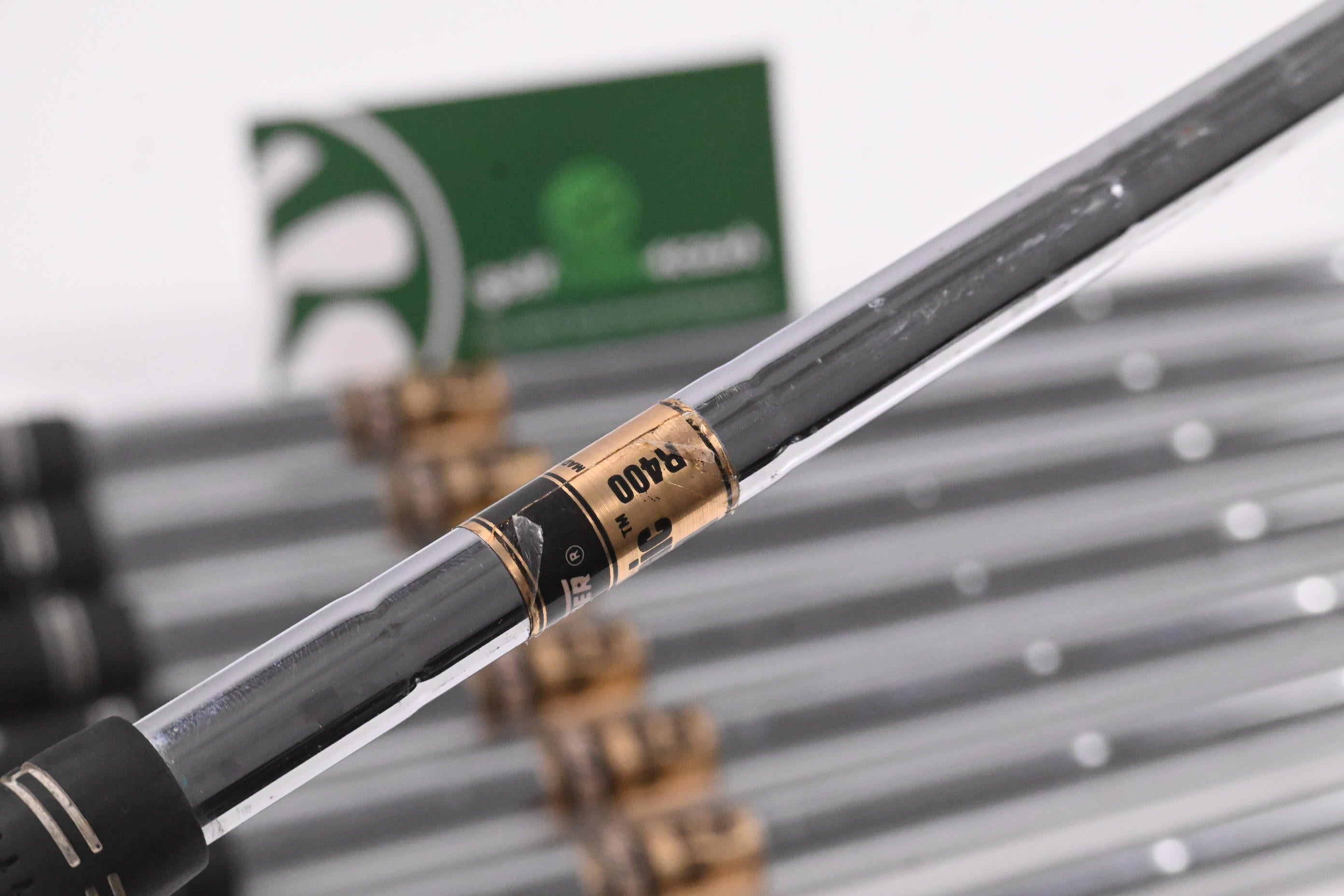 Dynamic Gold R400 Shafts / Regular Flex / Set of 8 / .355 Tip