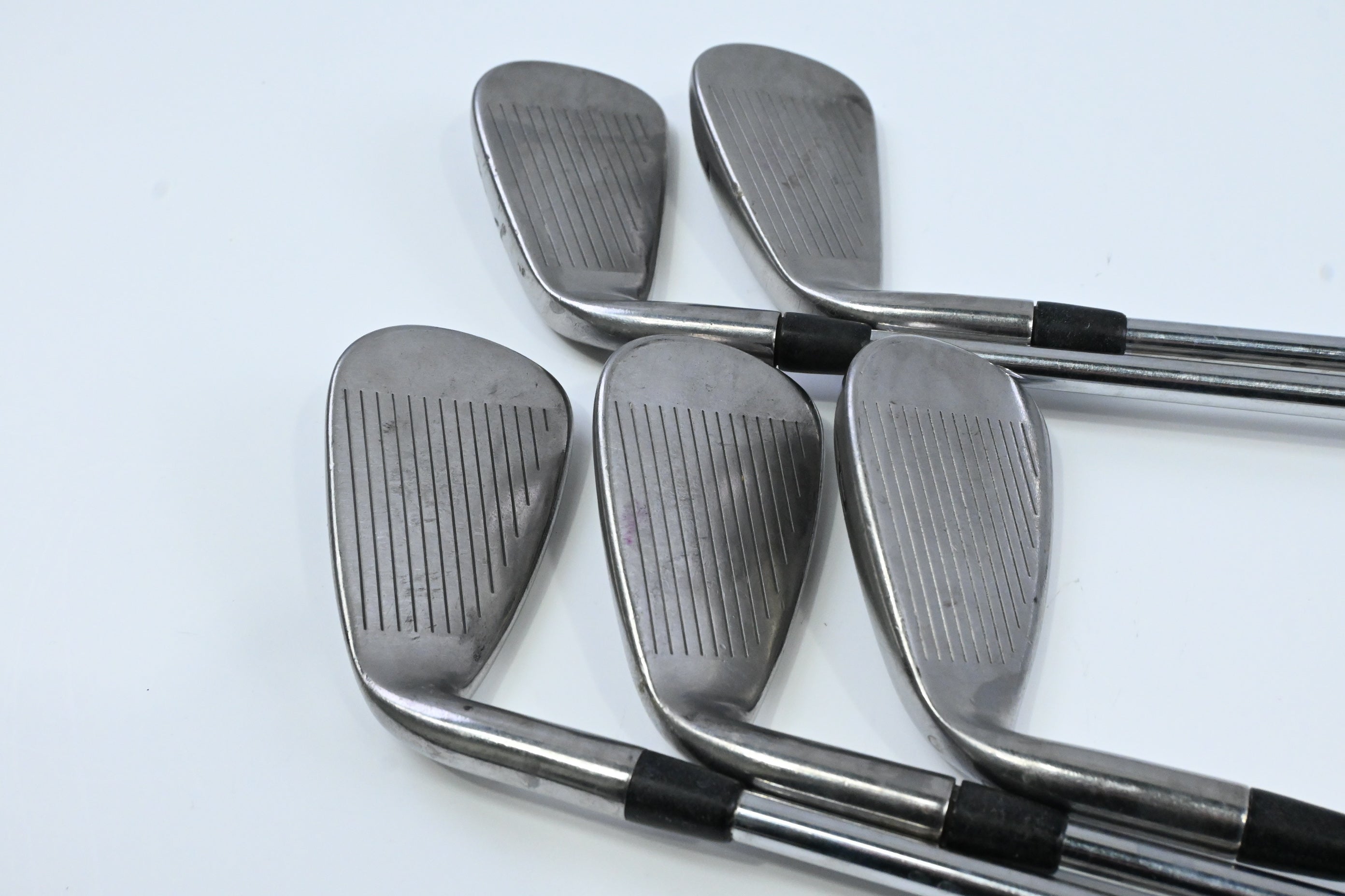 Titleist AP1 710 Irons / 6-PW / Regular Flex Dynamic Gold Shafts