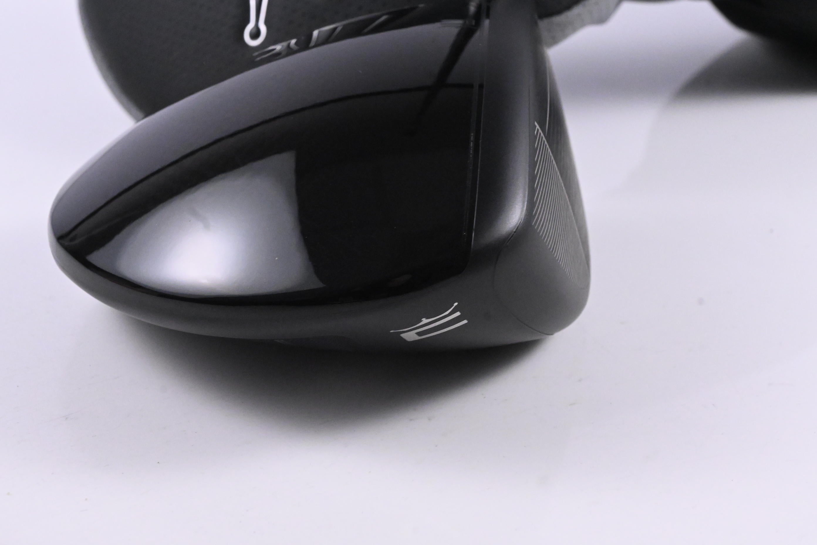 Cobra OPTM X Driver / 10.5 Degree / Stiff Flex Kai'li Blue Darkwaves 60 Shaft