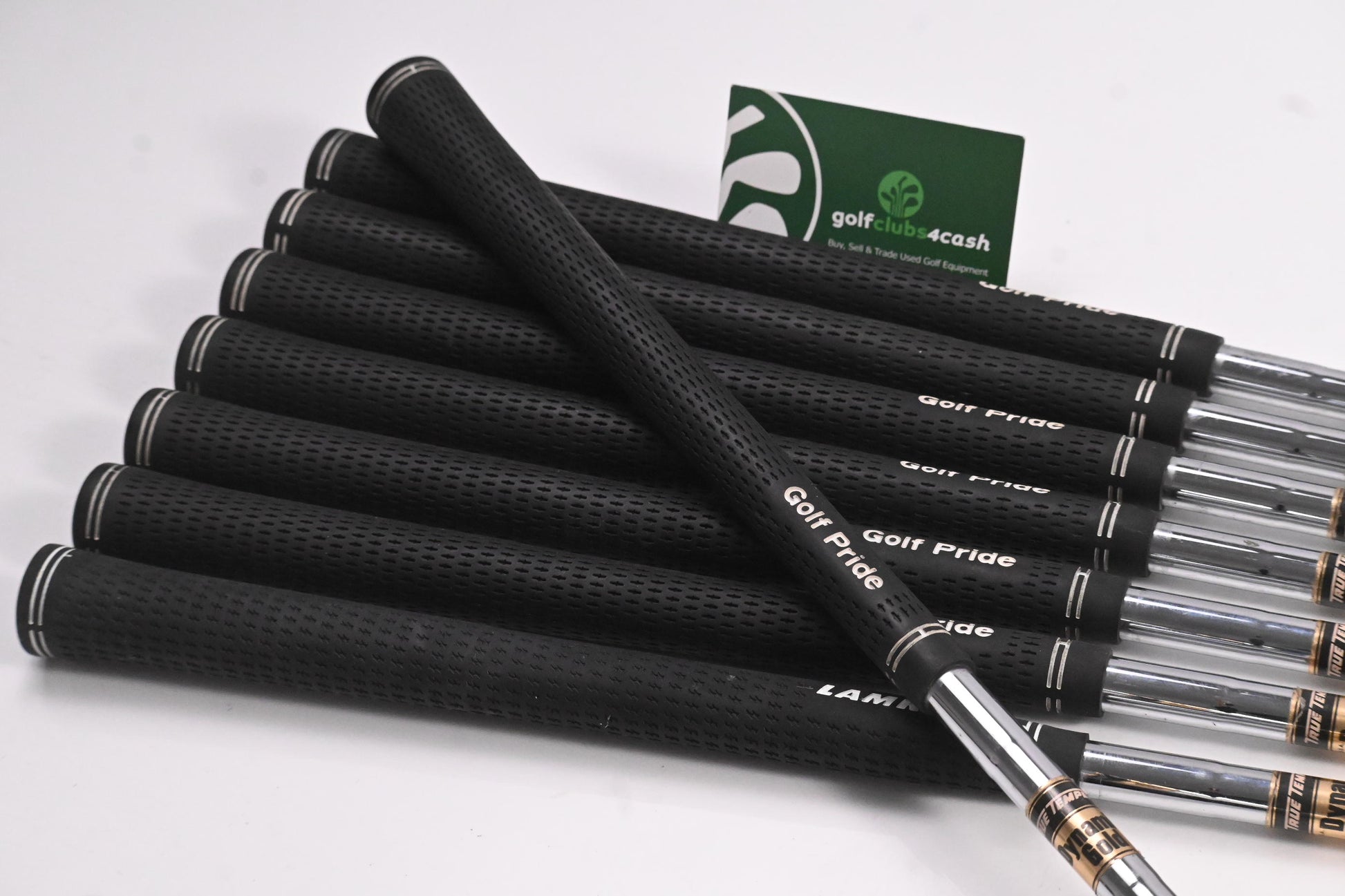 Dynamic Gold R400 Shafts / Regular Flex / Set of 8 / .355 Tip