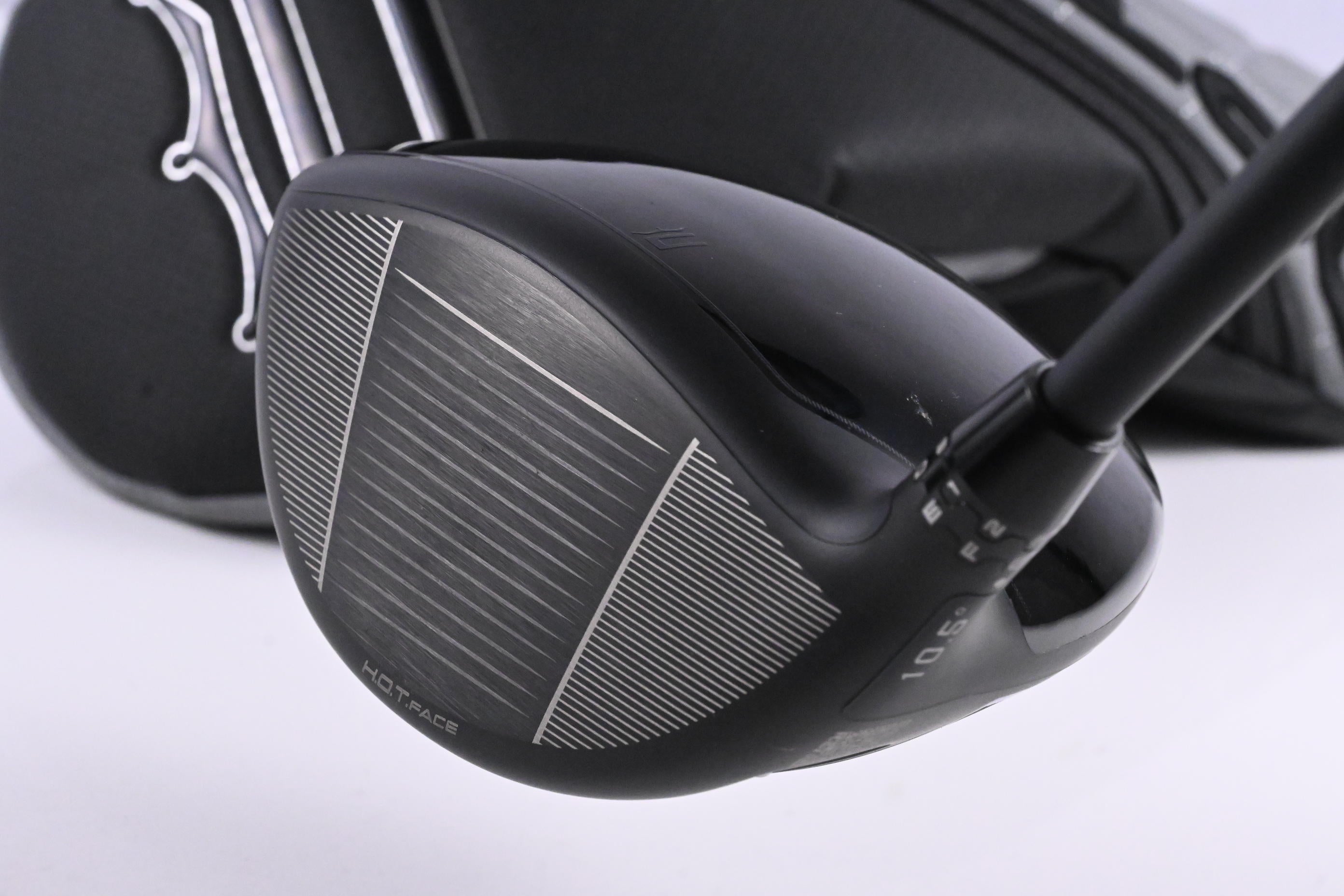Cobra OPTM X Driver / 10.5 Degree / Stiff Flex Kai'li Blue Darkwaves 60 Shaft