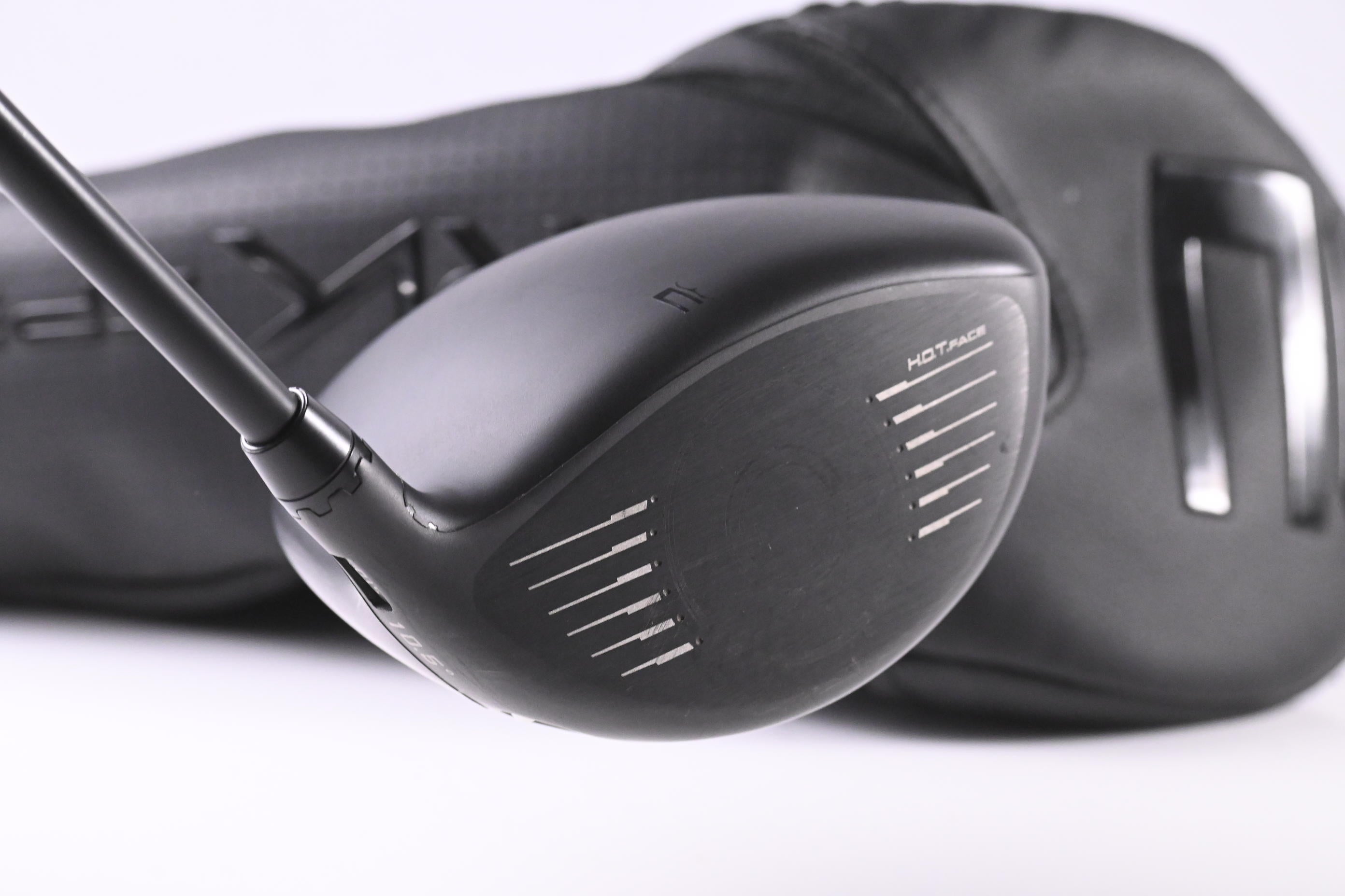 Left Hand Cobra Darkspeed X Driver / 10.5 Degree / X-Flex Fujikura Motore X F1 6