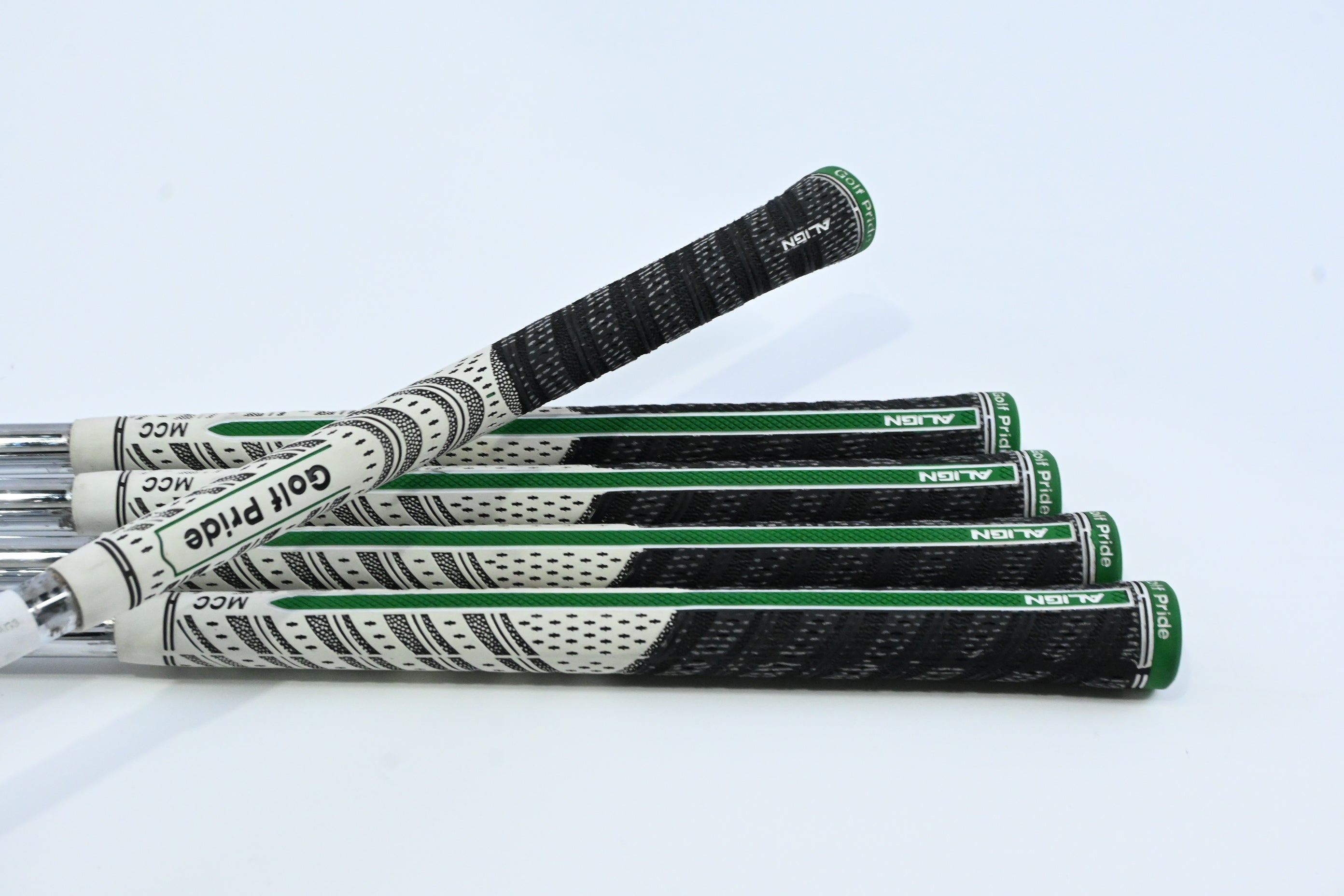 Titleist AP1 710 Irons / 6-PW / Regular Flex Dynamic Gold Shafts