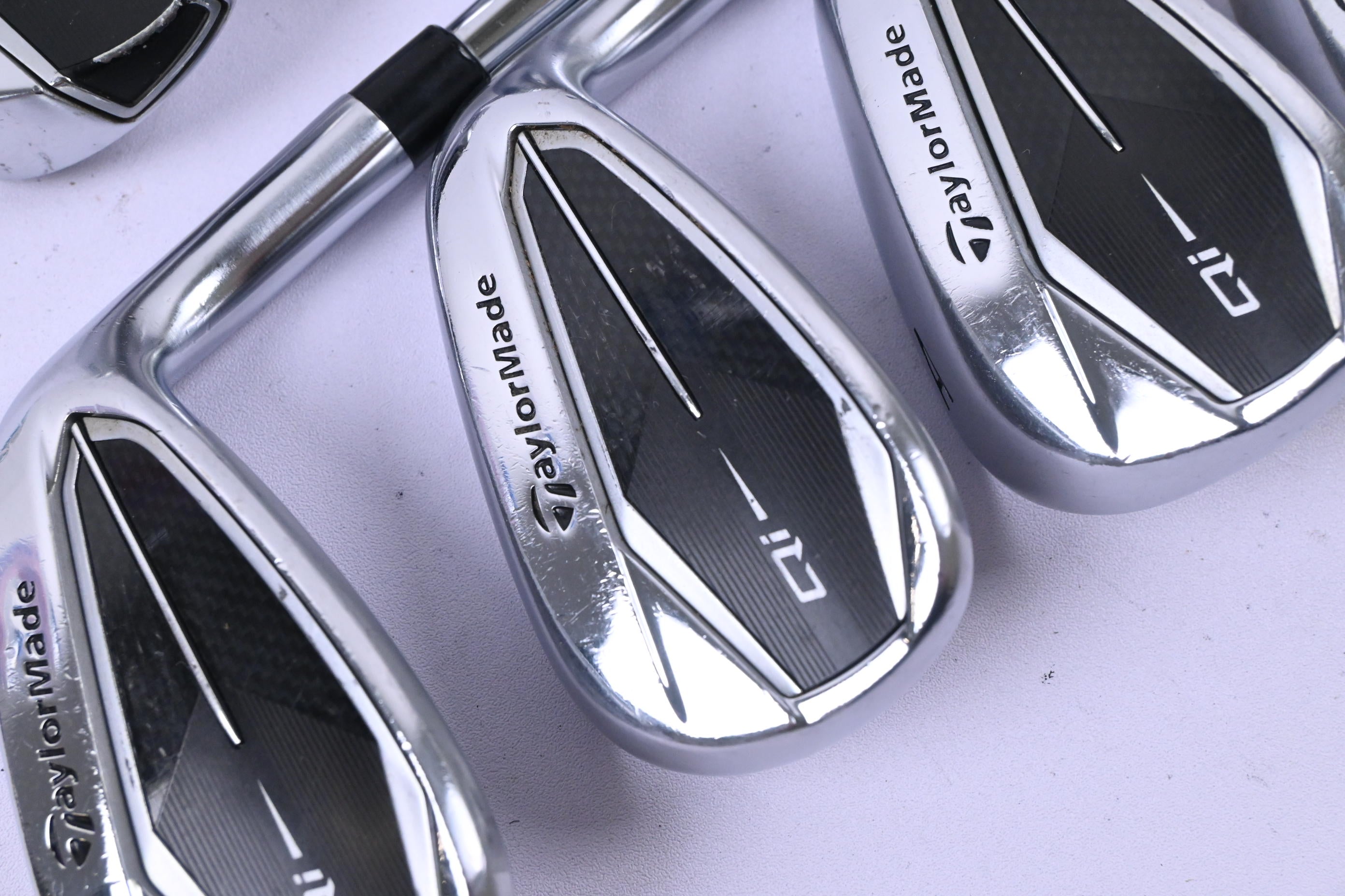 Taylormade Qi Irons / 6-PW+GW+SW / Regular Flex KBS Max MT 85 Shafts