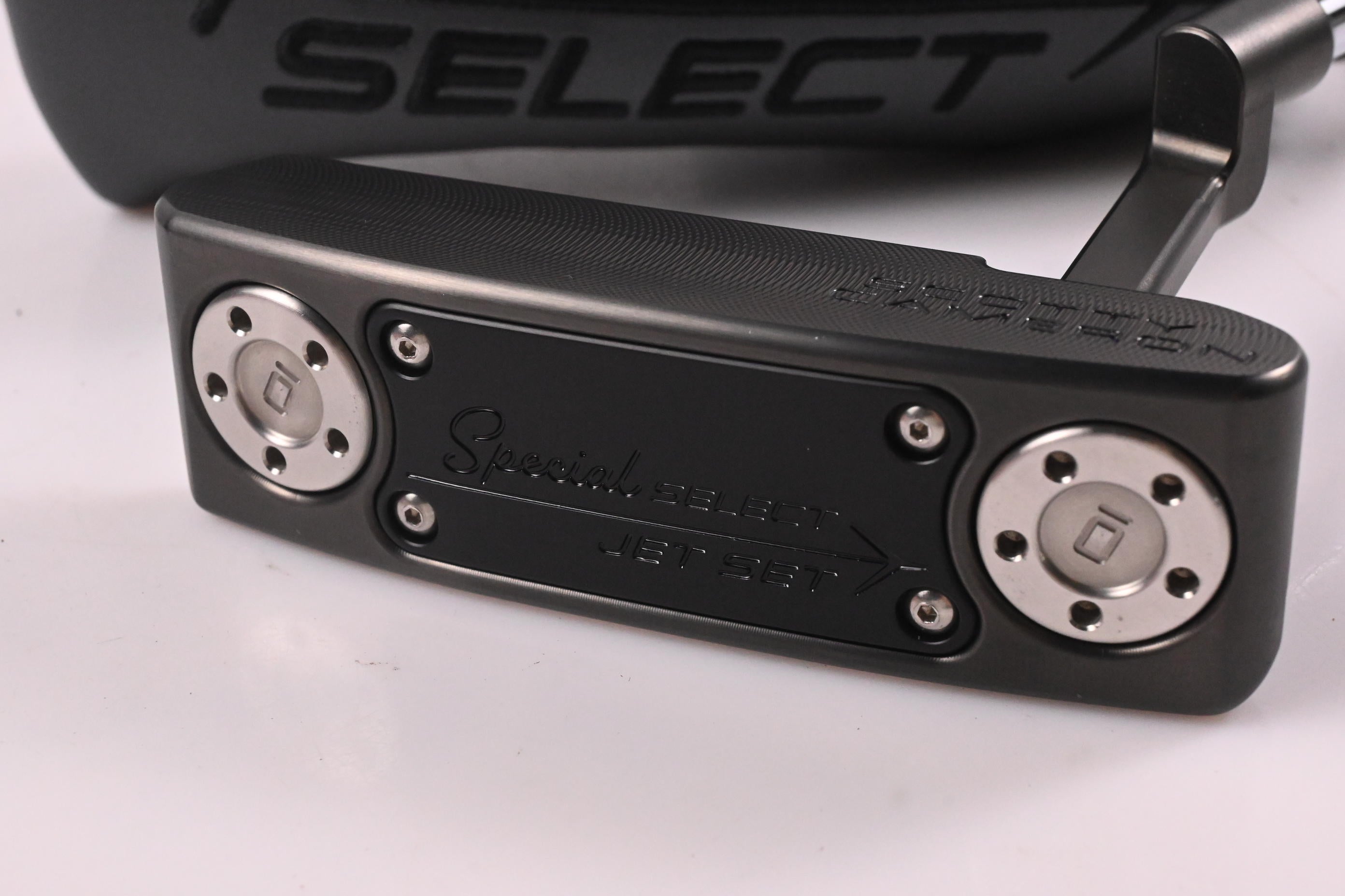 Scotty Cameron Special Select Jet Set Newport + Putter / 35 Inch
