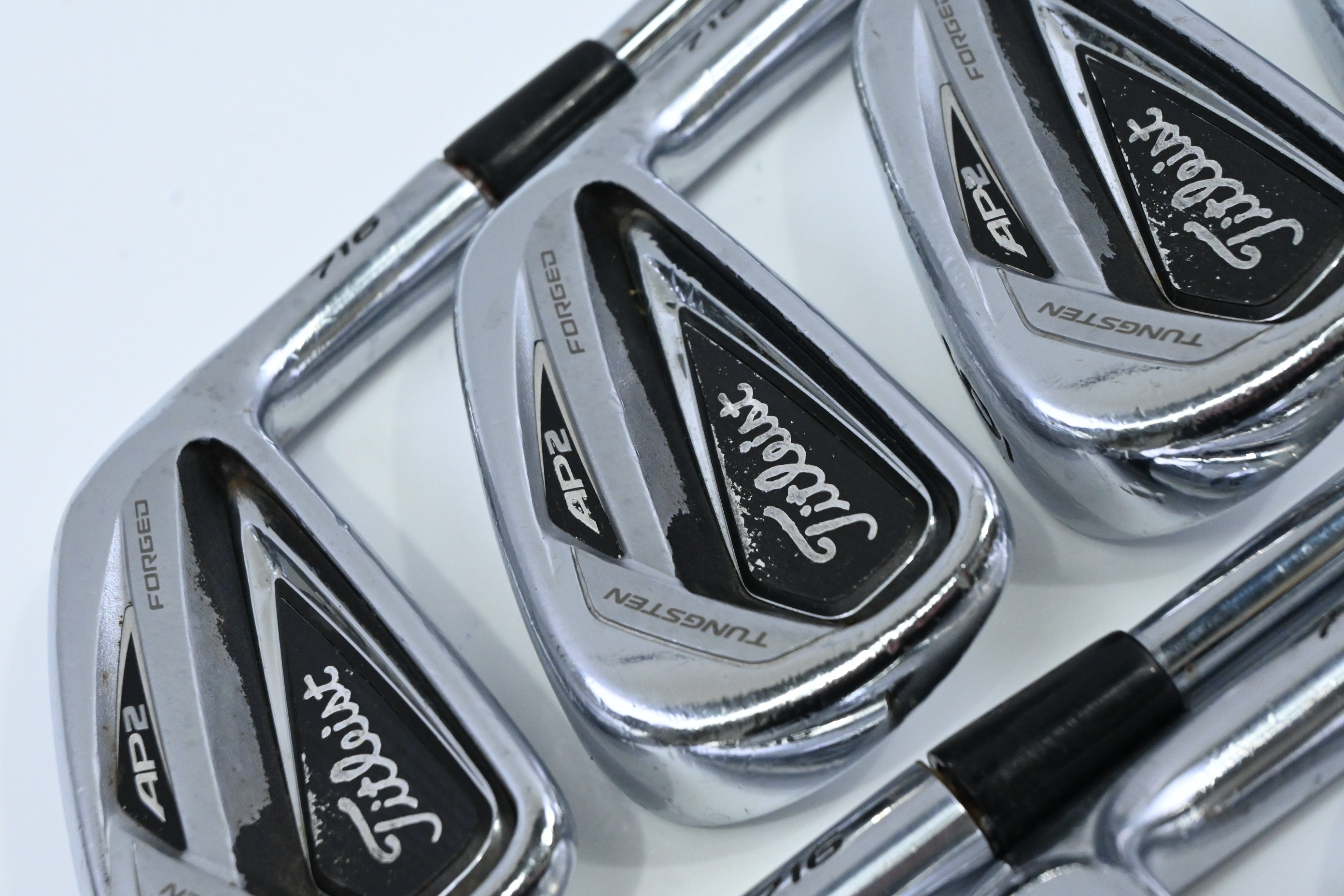 Titleist 716 AP2 Irons / 4-PW+GW / Stiff Flex NS Pro 950GH Shafts