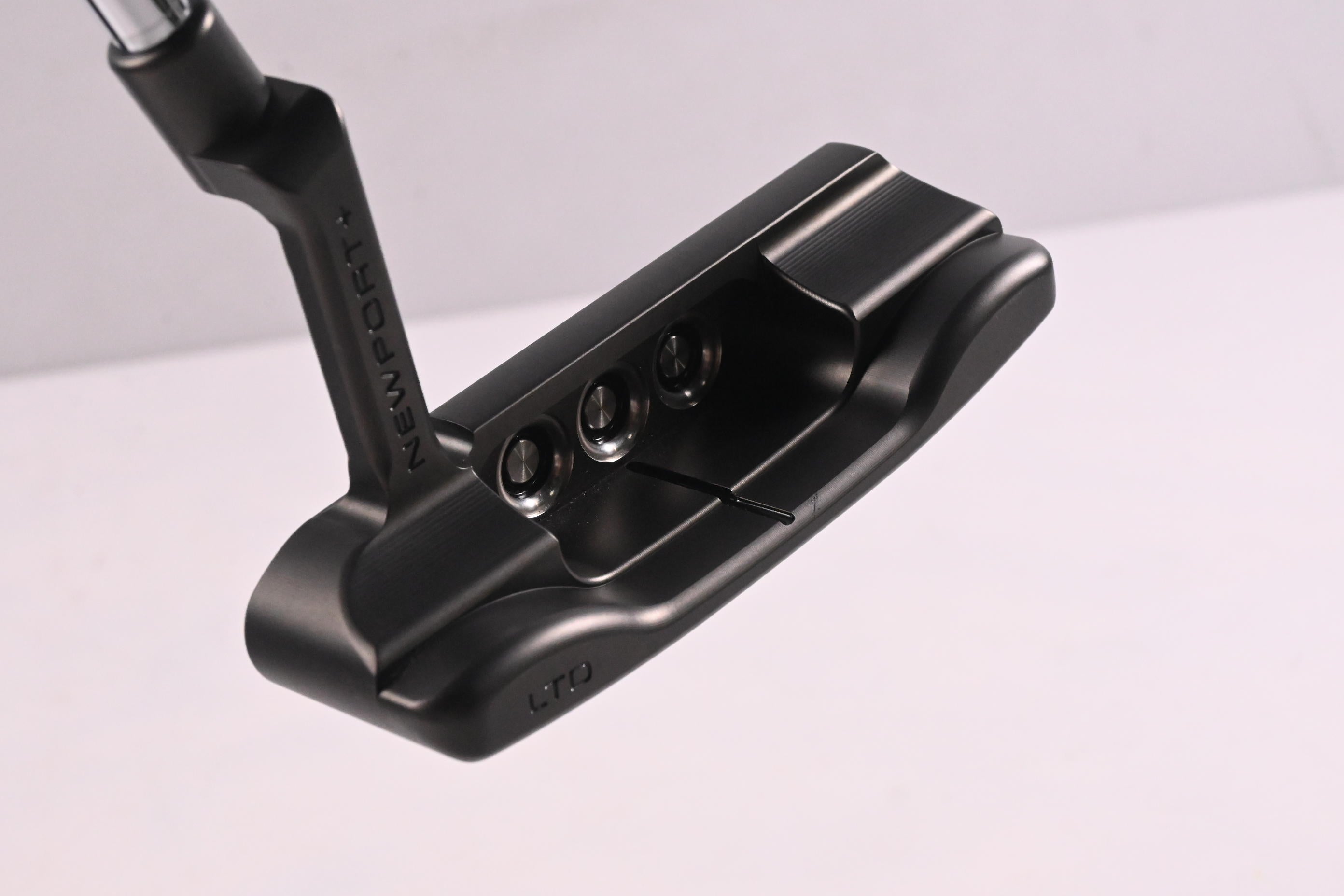 Scotty Cameron Special Select Jet Set Newport + Putter / 35 Inch