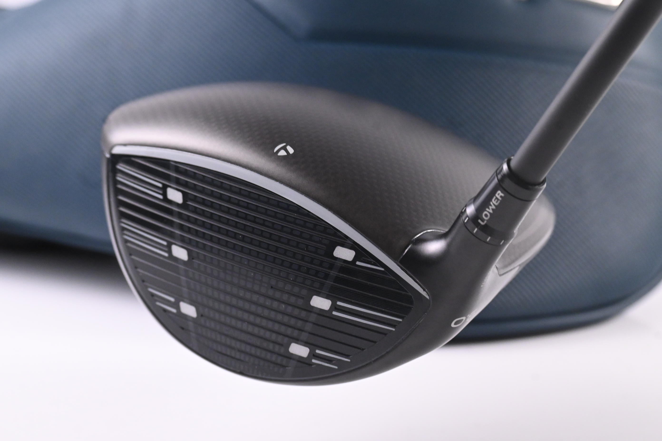Taylormade Qi4D Max Driver / 9 Degree / Stiff Flex REAX White 60 Shaft