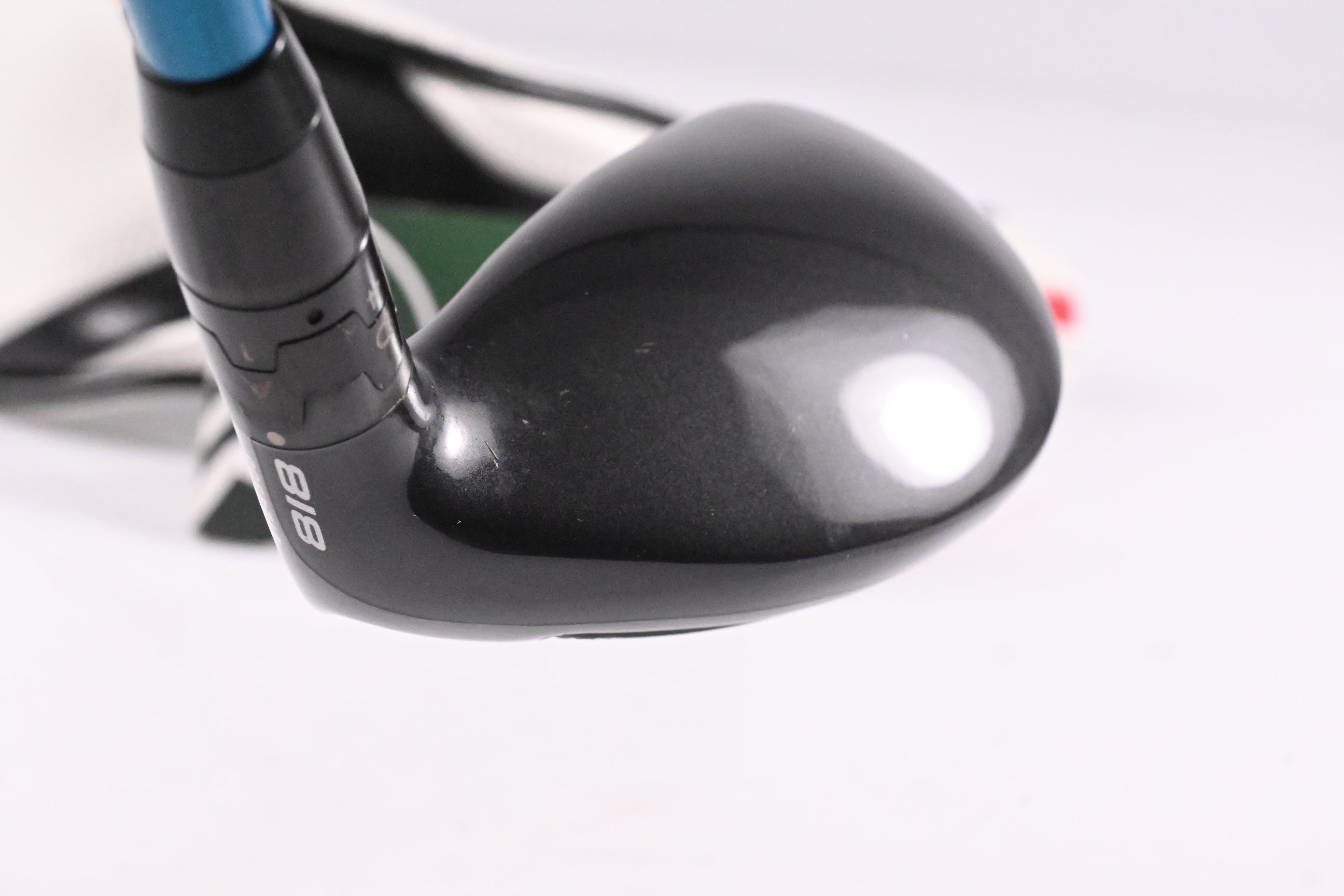 Titleist 818 H2 #3 Hybrid / 21 Degree / Stiff Flex Project X Evenflow Blue 85