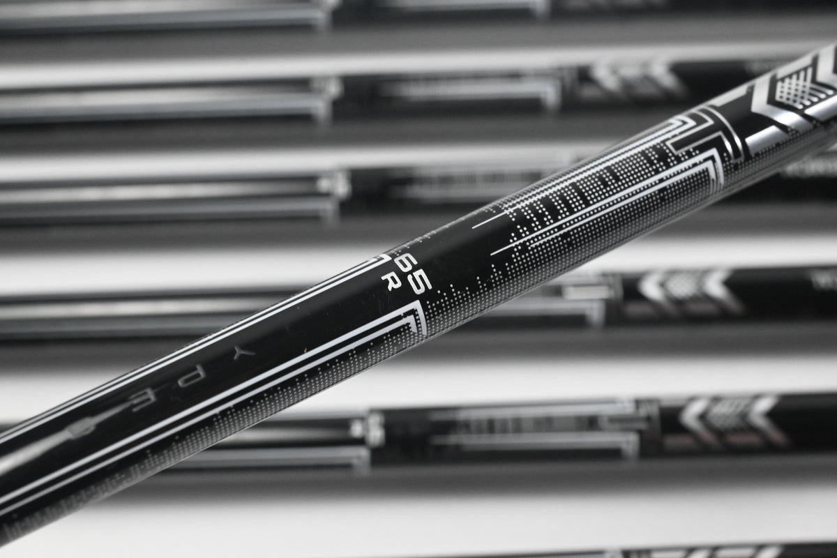 Taylormade P790 2025 Irons / 4-PW / Regular Flex MMT 65 Shafts