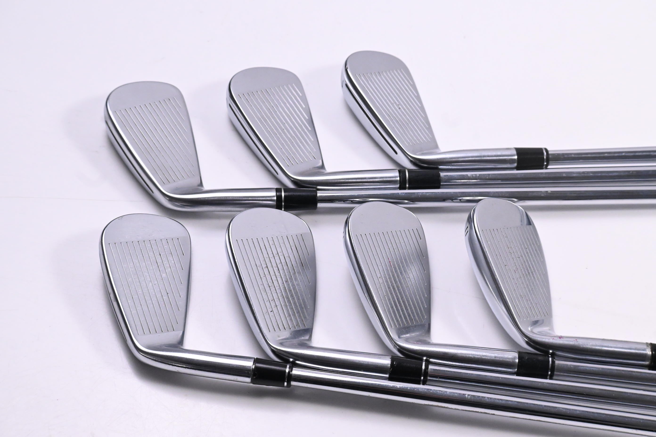 Taylormade P790 2017 Irons / 4-PW / Regular Flex Dynamic Gold SL R300 Shafts
