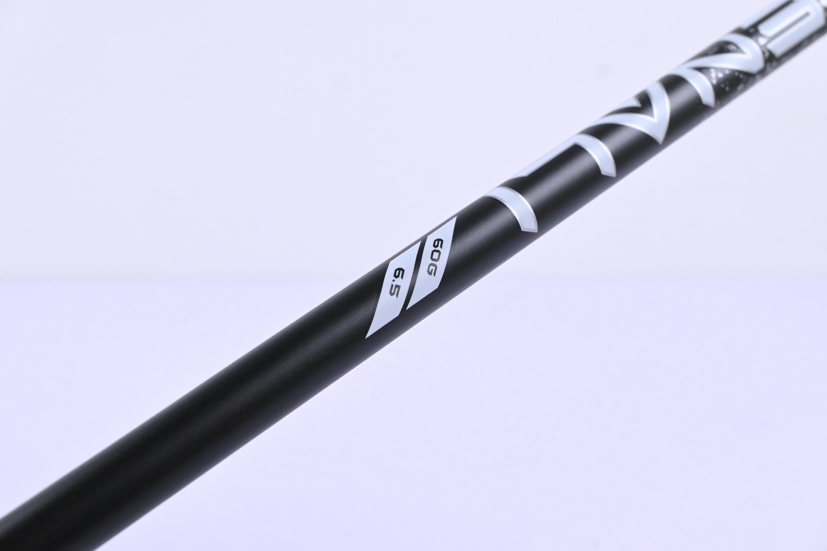 Cobra DS-Adapt LS Driver / 9 Degree / X-Flex Denali Frost Black 60 Shaft