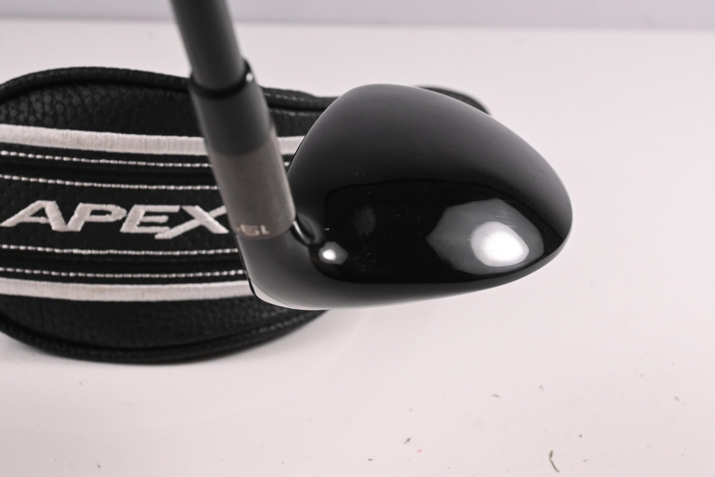 Callaway Apex UW #3 Hybrid / 19 Degree / Regular Flex HZRDUS Smoke RDX Black 70