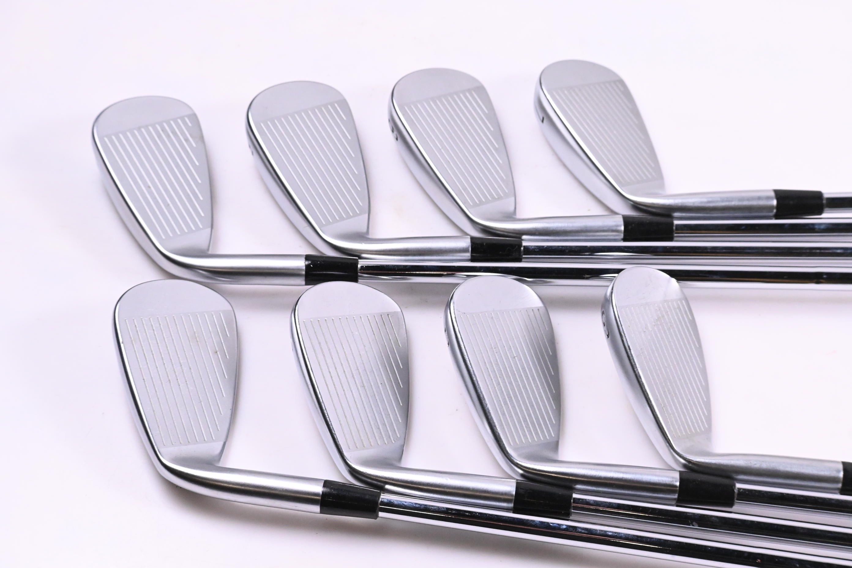 Mizuno JPX 925 Hot Metal Irons / 4-PW+AW / Regular Flex KBS Tour Lite Shafts