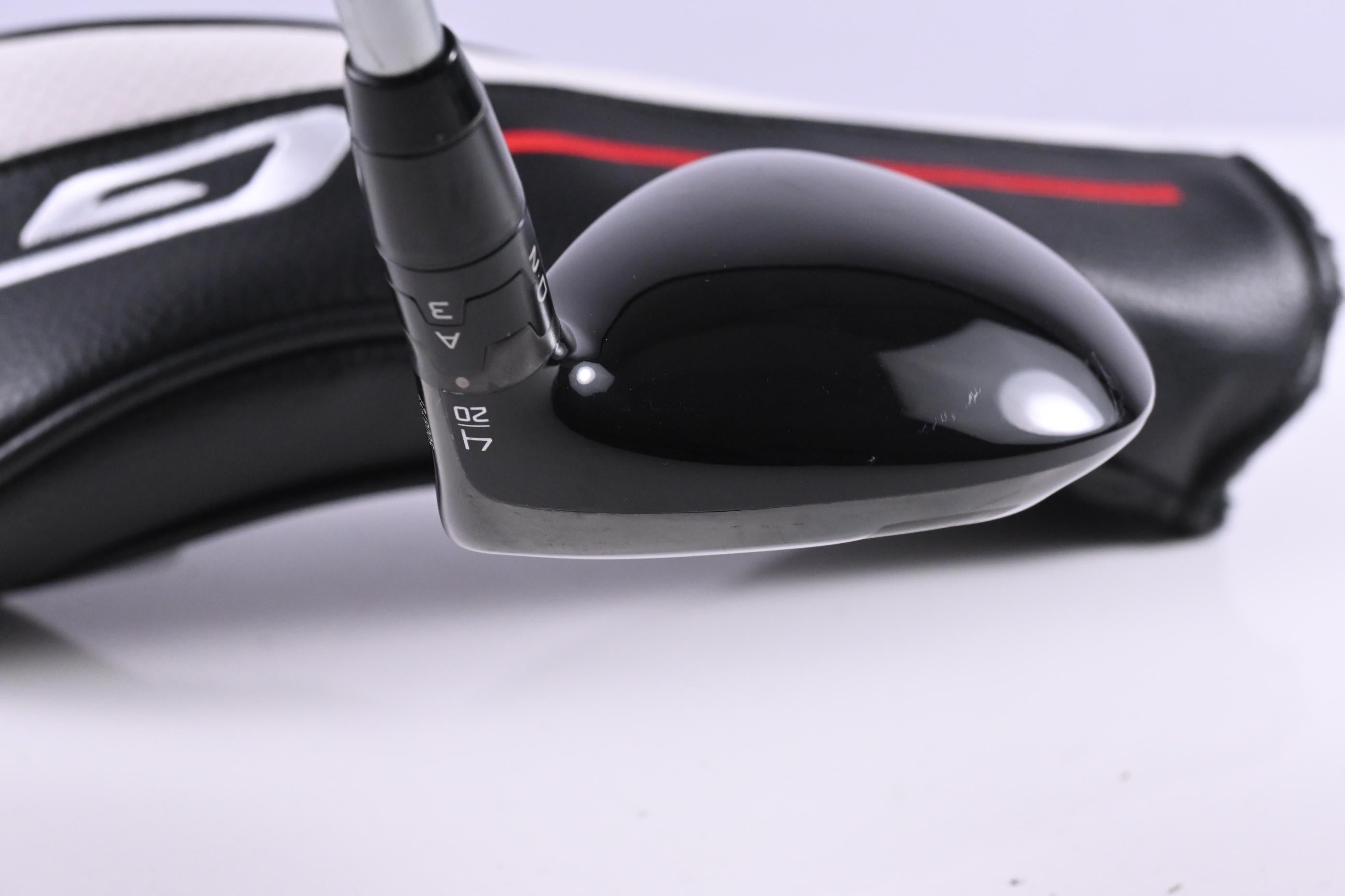 Titleist GT1 #4 Hybrid / 20 Degree / Regular Flex Fujikura Air Speeder 50 Shaft