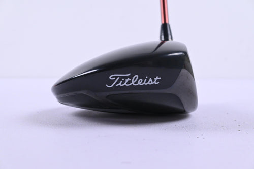 Titleist 910 D2 Driver / 9.5 Degree / Stiff Flex Diamana 'ilima Red 61 Shaft