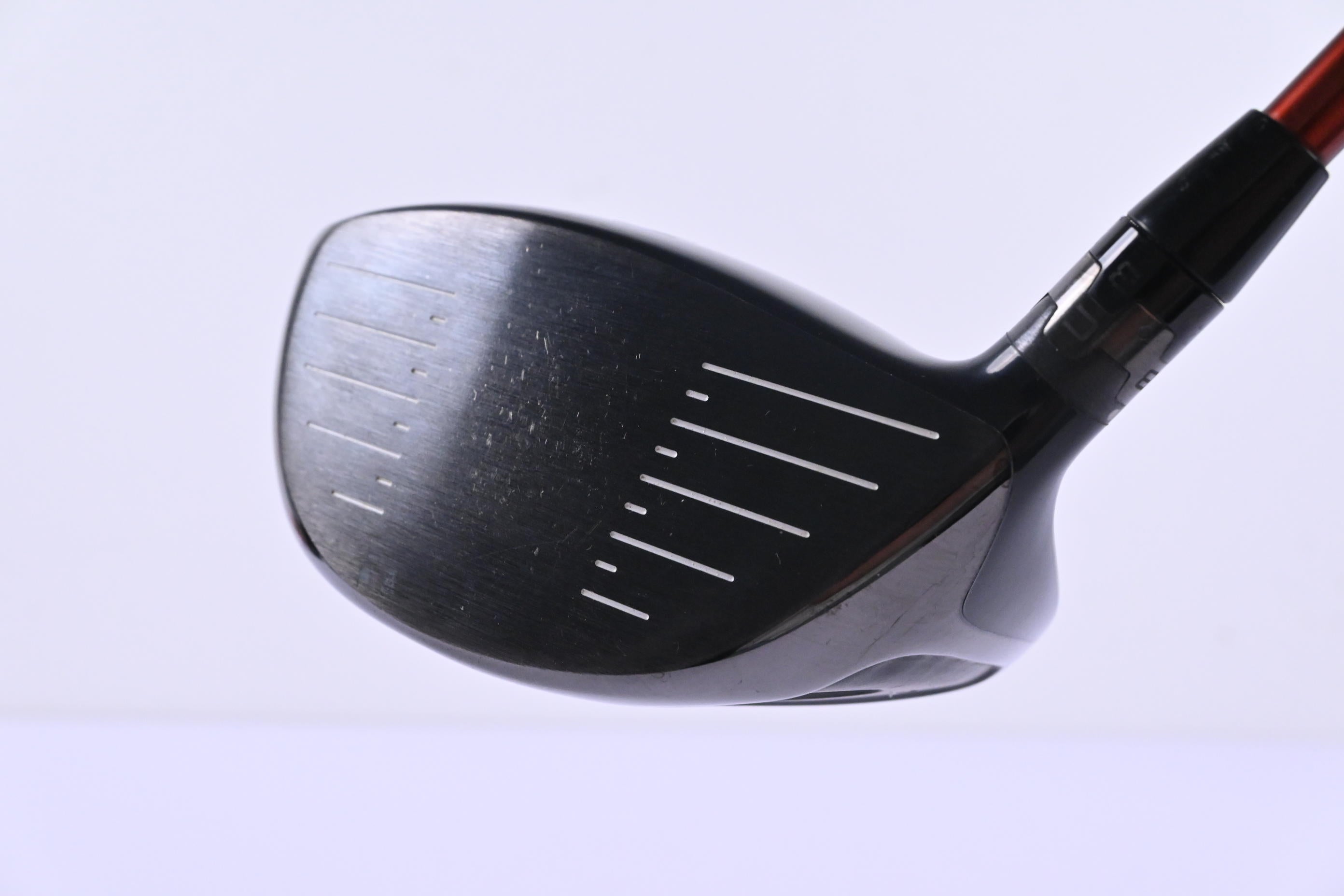 Titleist 910 D2 Driver / 9.5 Degree / Stiff Flex Diamana 'ilima Red 61 Shaft
