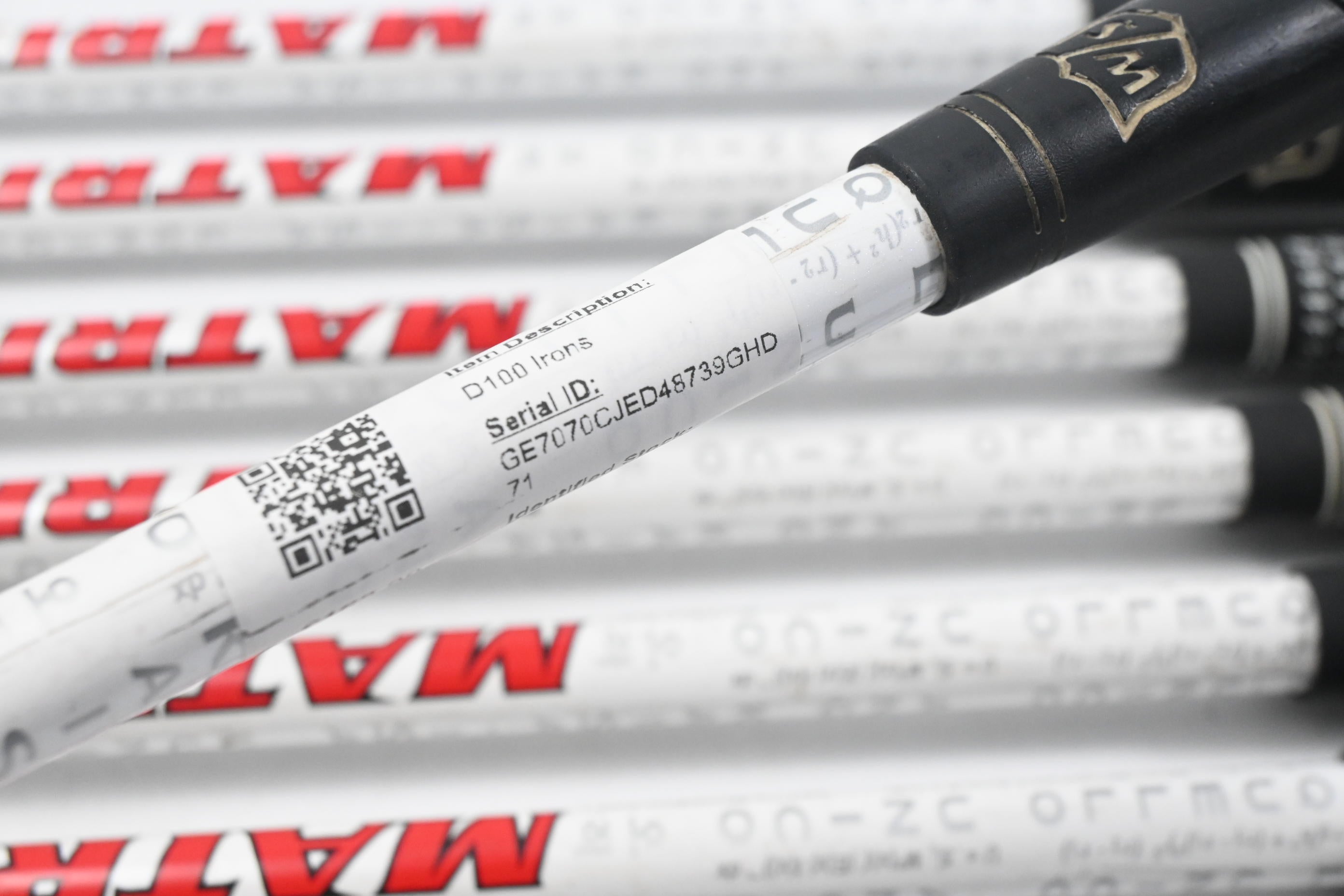 Wilson D100 Irons / 5-PW+GW+SW / Regular Flex Matrix Studio 6.1 Shafts