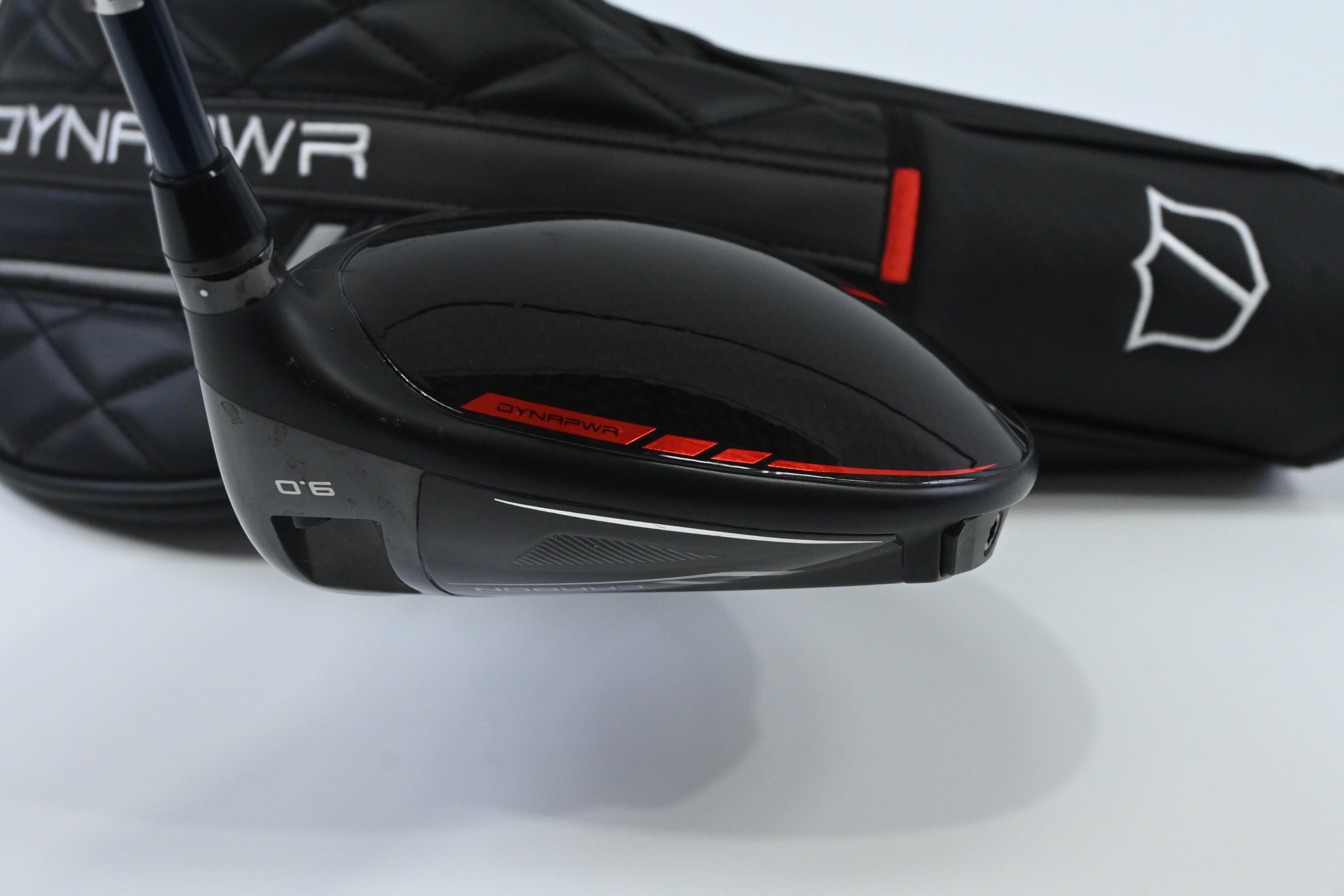 Wilson DYNAPWR 2025 Carbon Driver / 9 Degree / Stiff Flex Fujikura Ventus Blue 5