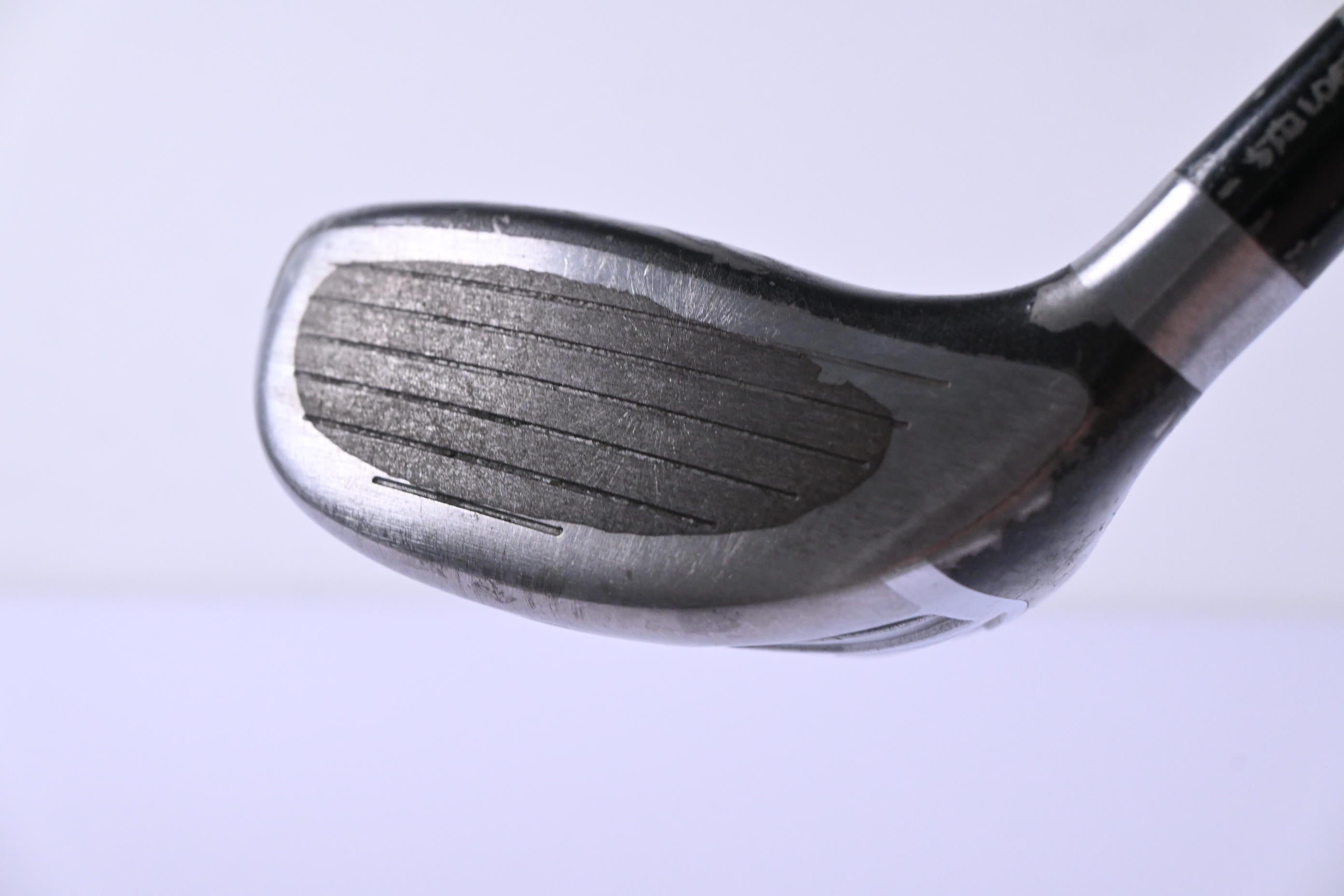 Taylormade SLDR #3 Wood / 15 Degree / Regular Flex Fujikura Speeder 77 Shaft