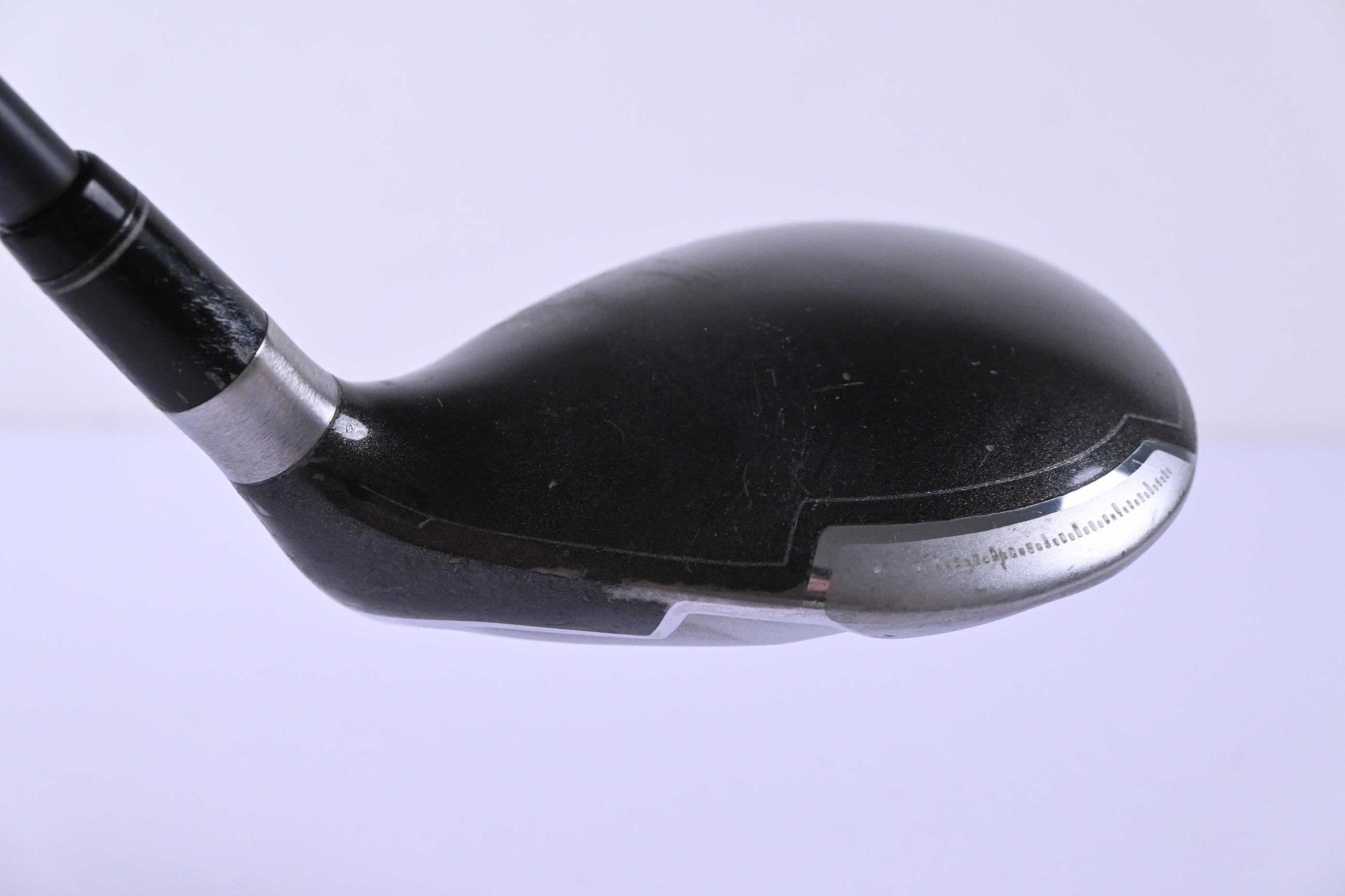 Taylormade SLDR #3 Wood / 15 Degree / Regular Flex Fujikura Speeder 77 Shaft