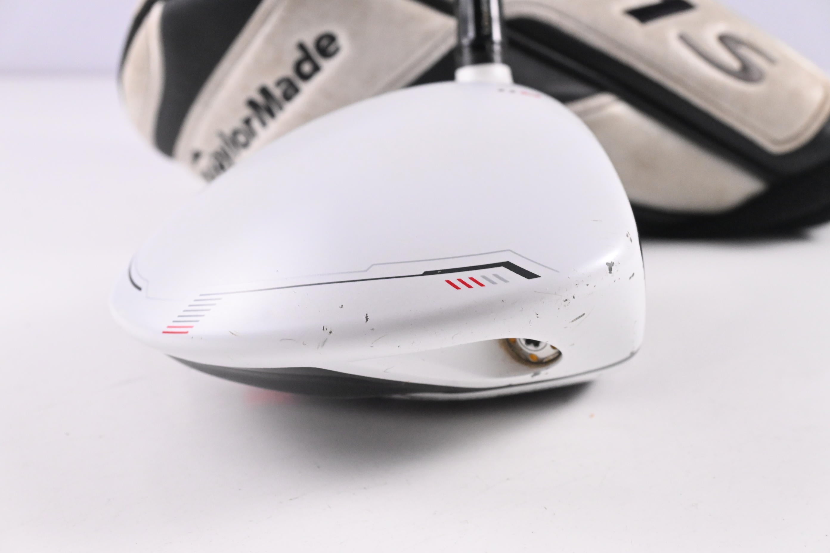 Taylormade R11S Driver / 9 Degree / Regular Flex Aldila RIP Phenom 60 Shaft