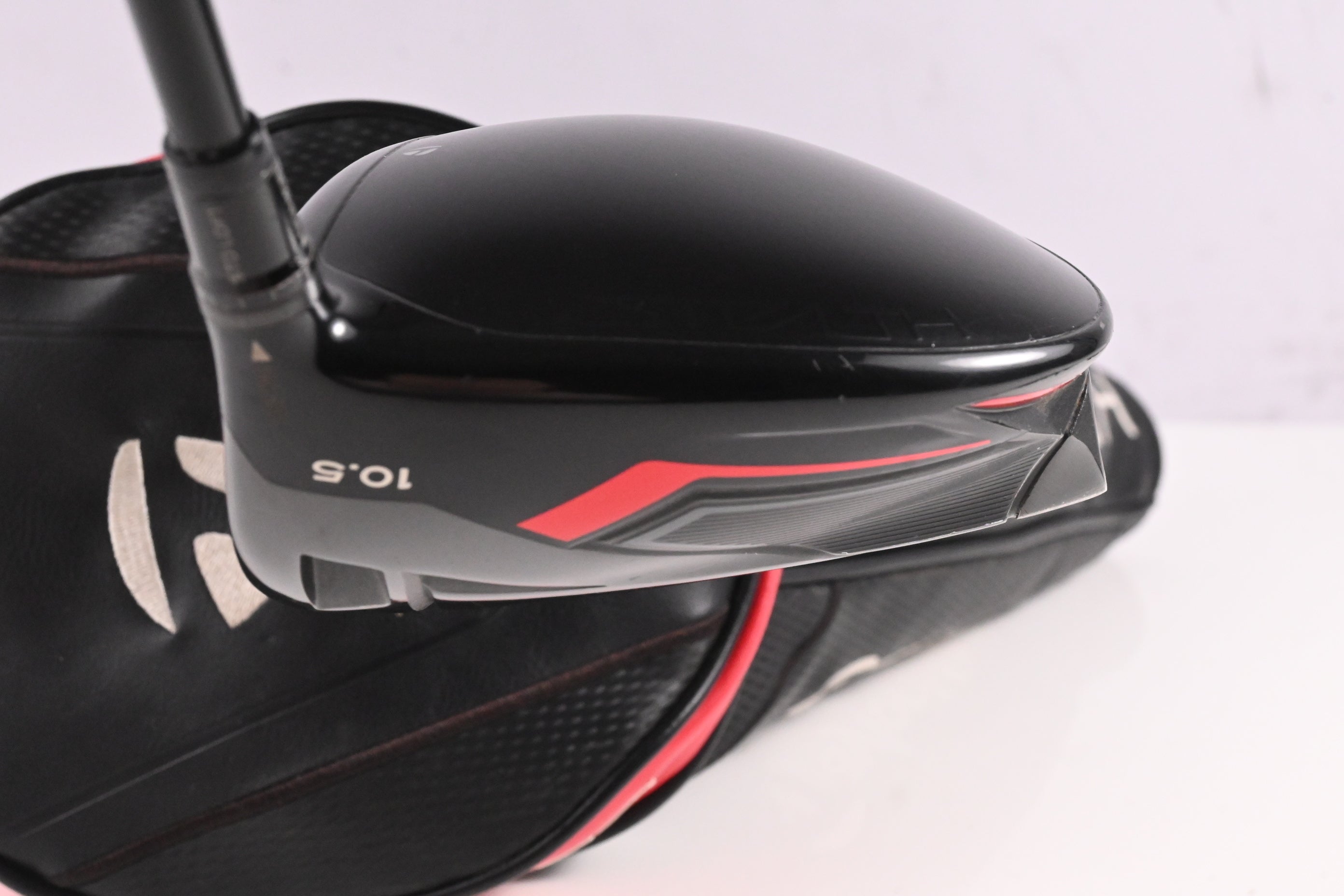 Taylormade Stealth Driver / 10.5 Degree / Stiff Flex MMT 60 Shaft