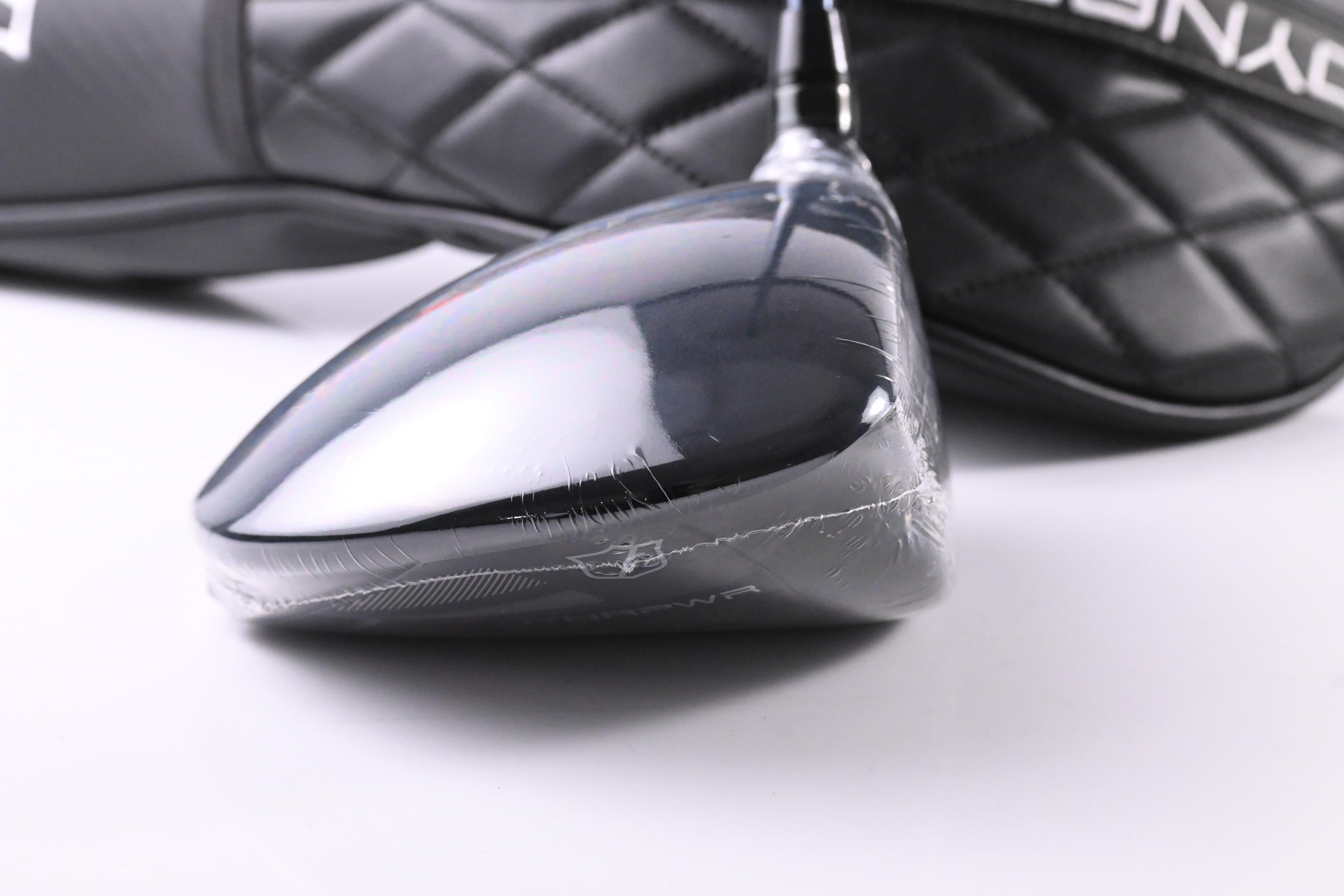 Wilson DYNAPWR 2025 Max Driver / 10.5 Degree / Regular Flex UST LinQ Red 5 Shaft