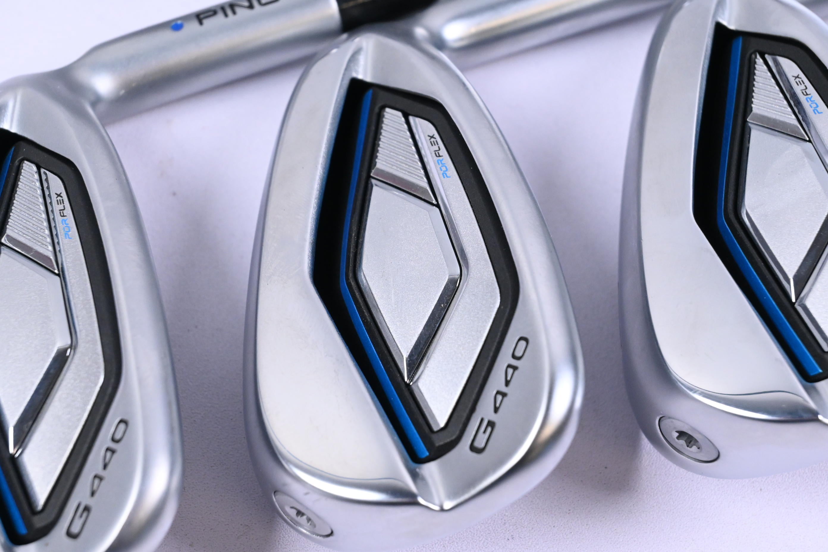 Ping G440 Irons / 6-PW+GW+SW / Blue Dot / Regular Flex Ping AWT 3.0 Shafts