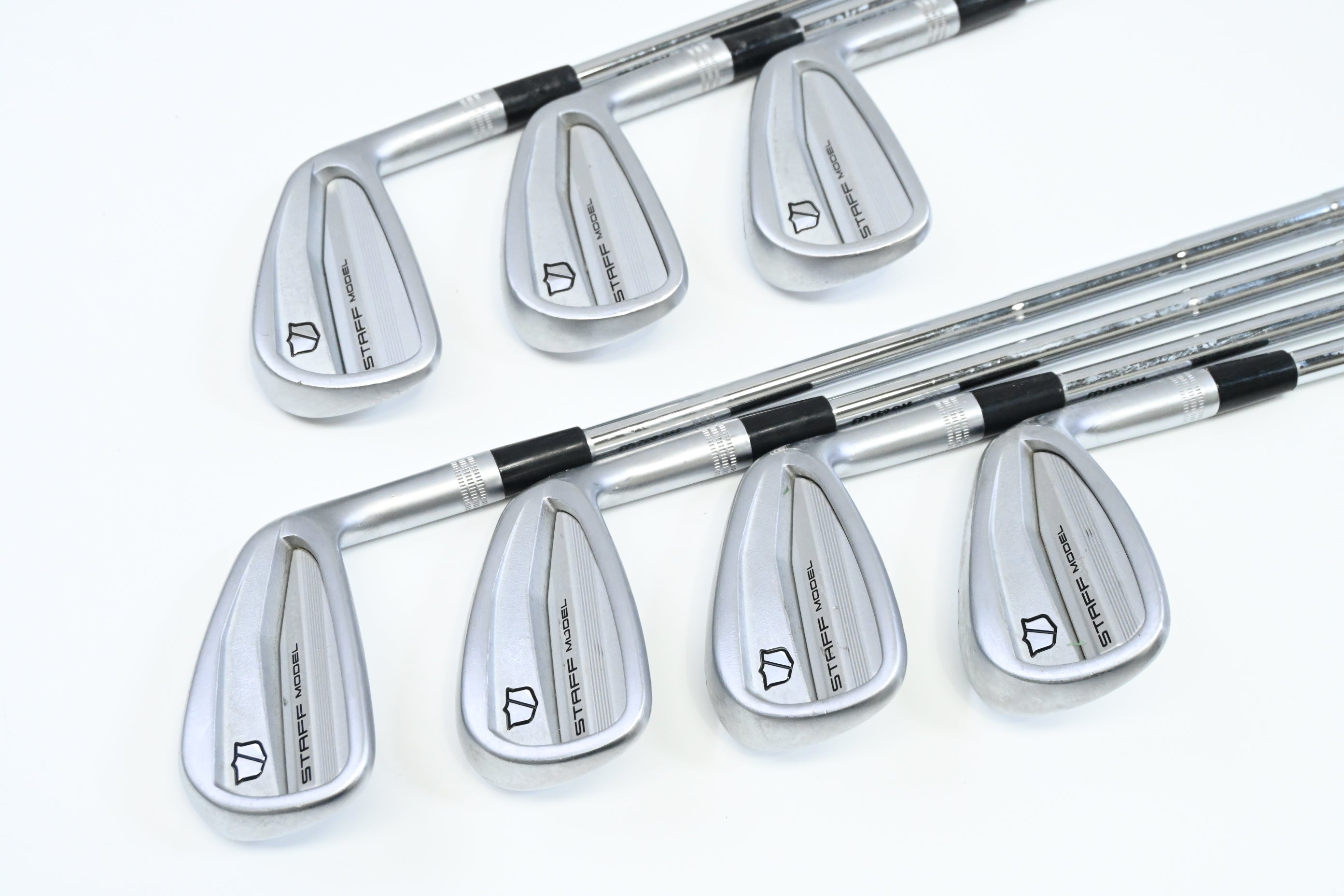 Wilson Staff Model CB 2026 Irons / 4-PW / Stiff Flex Dynamic Gold 115 S300