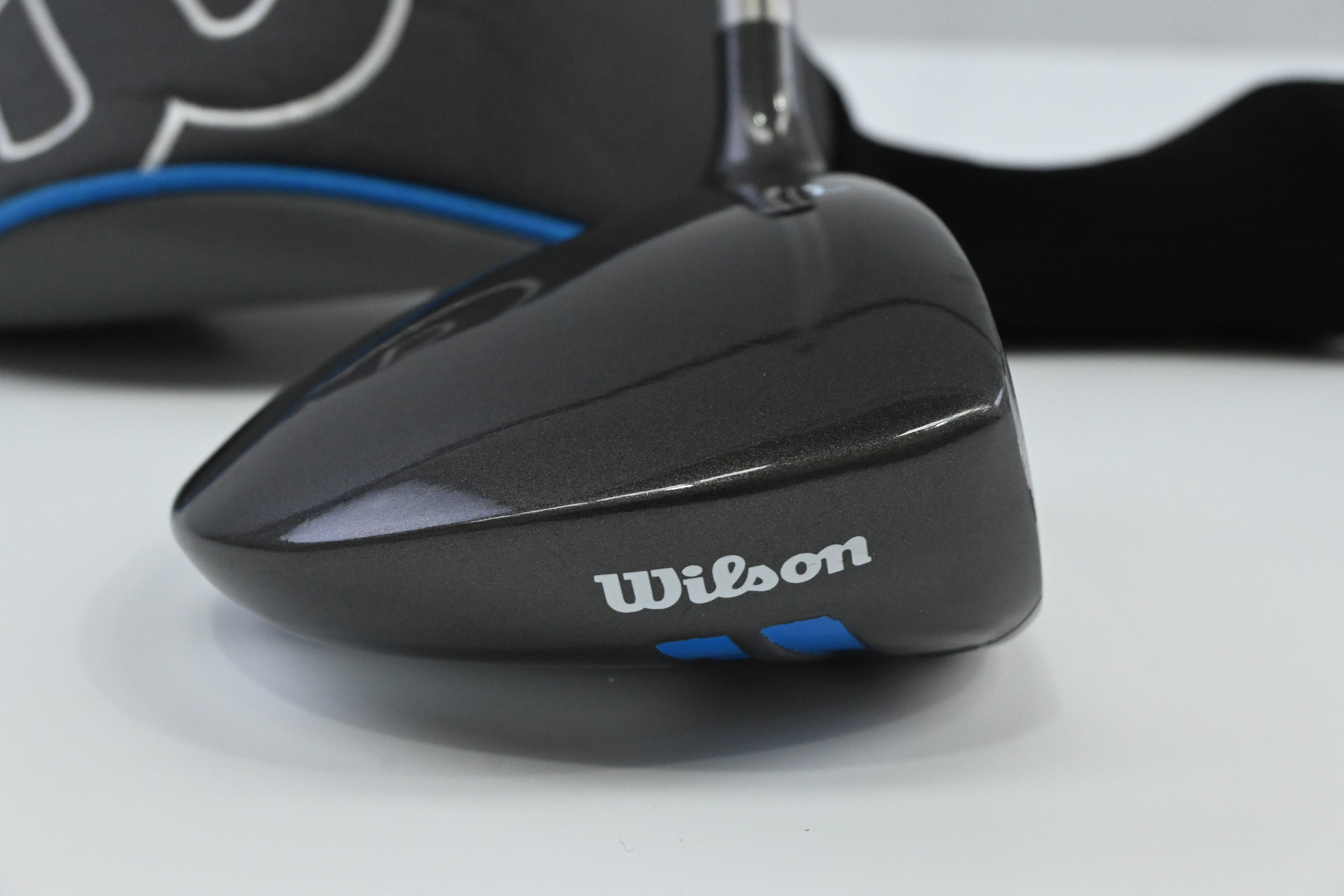 Wilson Deep Red Driver / 10.5 Degree / Junior Flex Deep Red Shaft