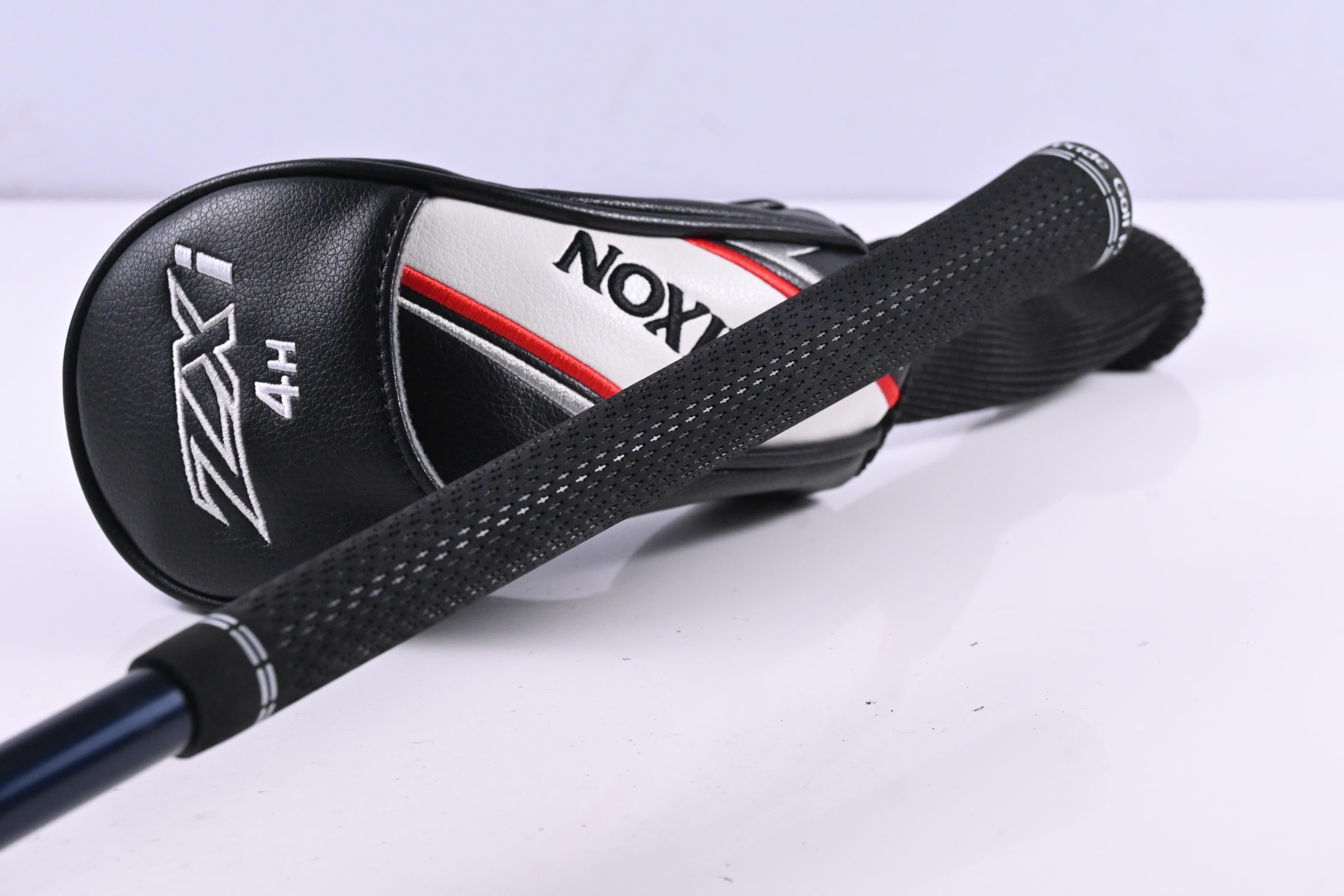 Srixon ZXi #3 Hybrid / 19 Degree / Regular Flex Fujikura Ventus TR Blue 7 Shaft