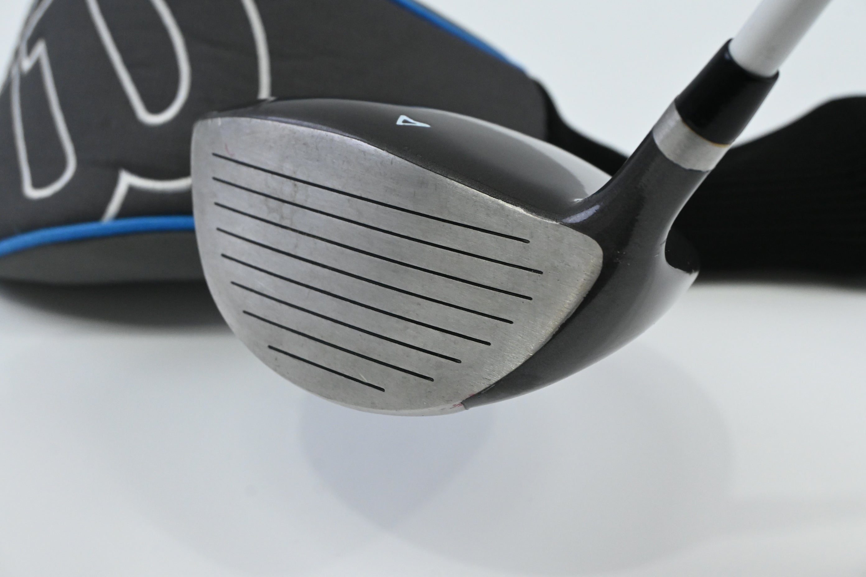 Wilson Deep Red Driver / 10.5 Degree / Junior Flex Deep Red Shaft
