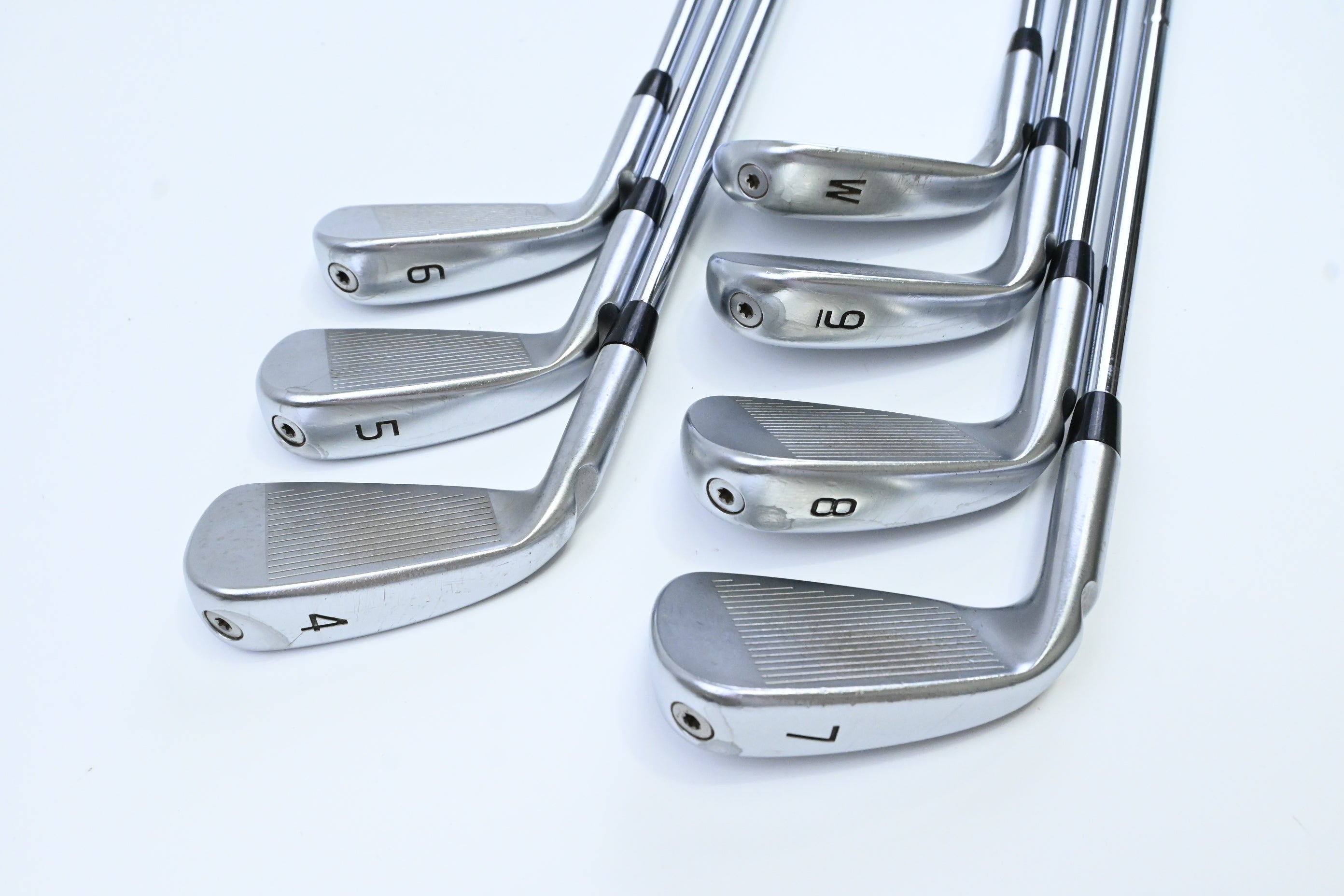 Ping i230 Irons / 4-PW / Black Dot / Stiff Flex Dynamic Gold S400 Shafts