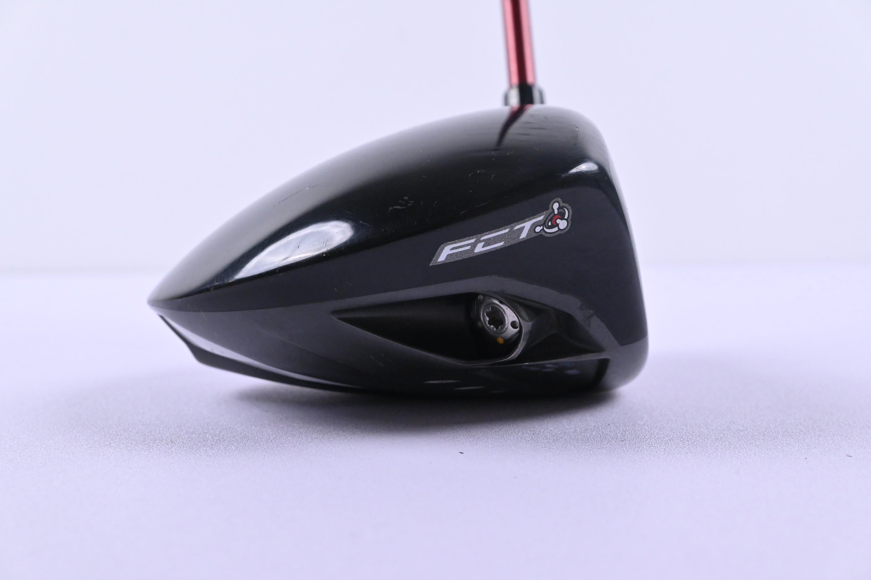 Taylormade R9 Supertri Driver / 9.5 Degree / Stiff Flex Fujikura Motore 60 Shaft