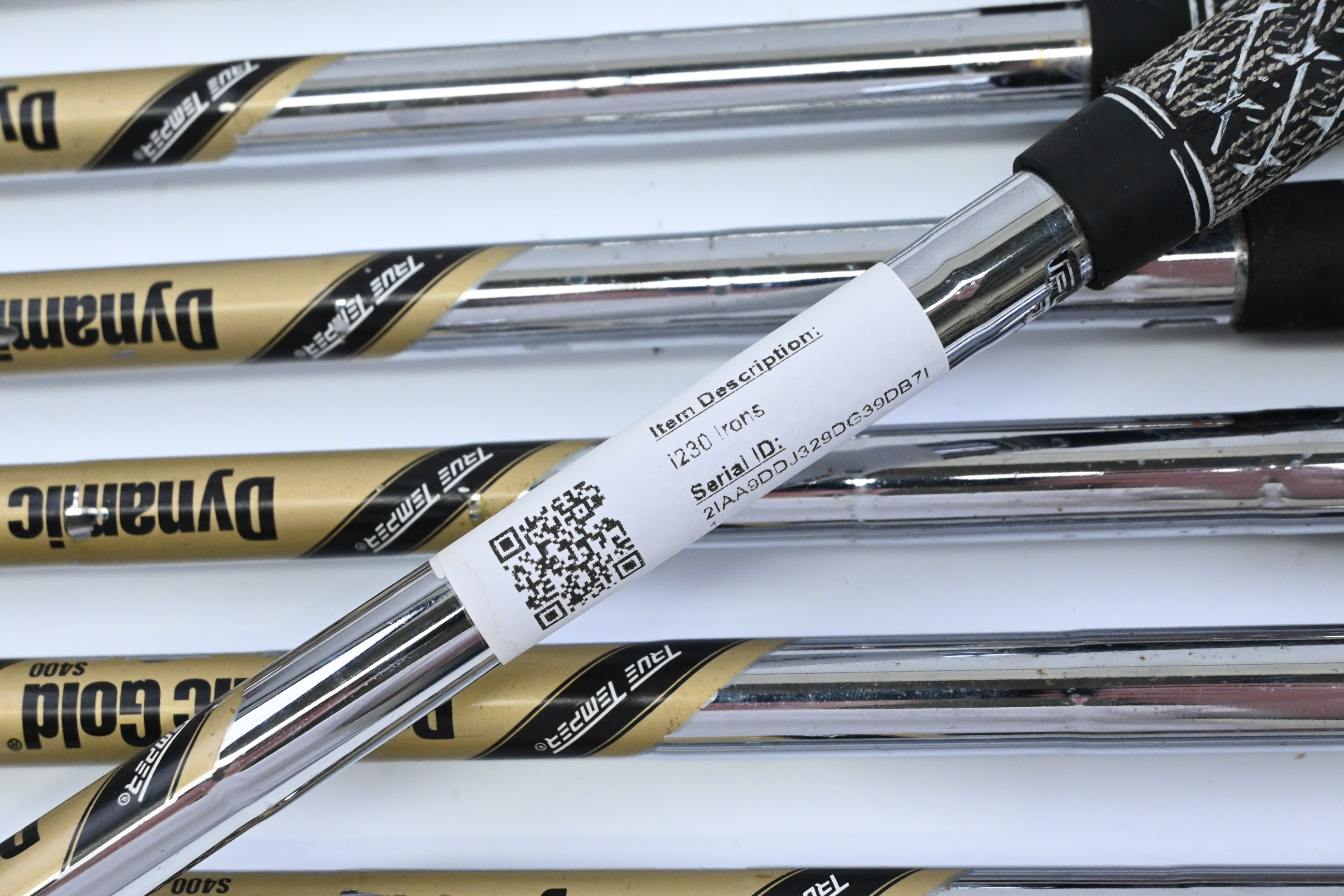 Ping i230 Irons / 4-PW / Black Dot / Stiff Flex Dynamic Gold S400 Shafts