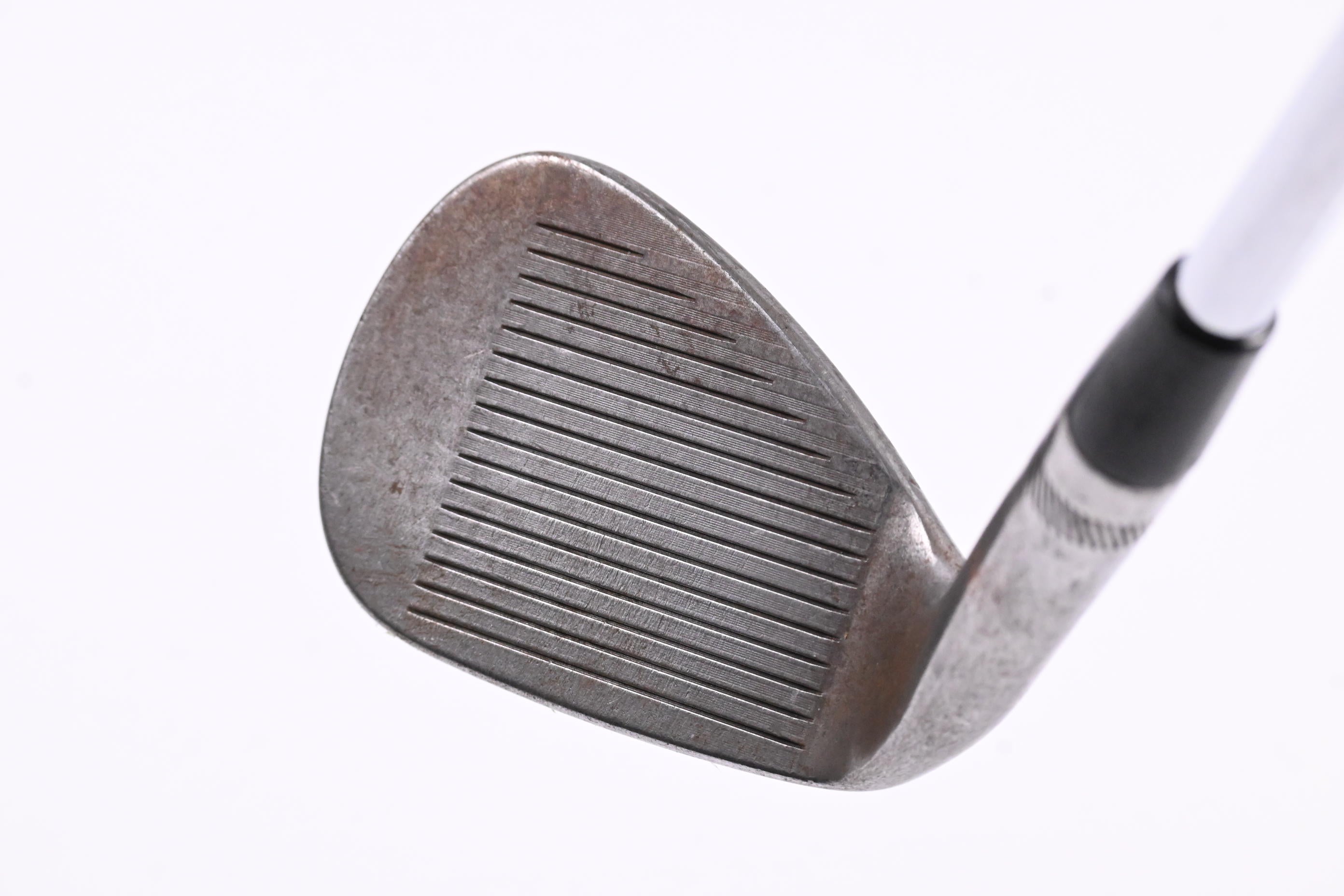 Titleist Vokey SM9 Gap Wedge / 50 Degree / X-Flex AMT Tour White X100 Shaft