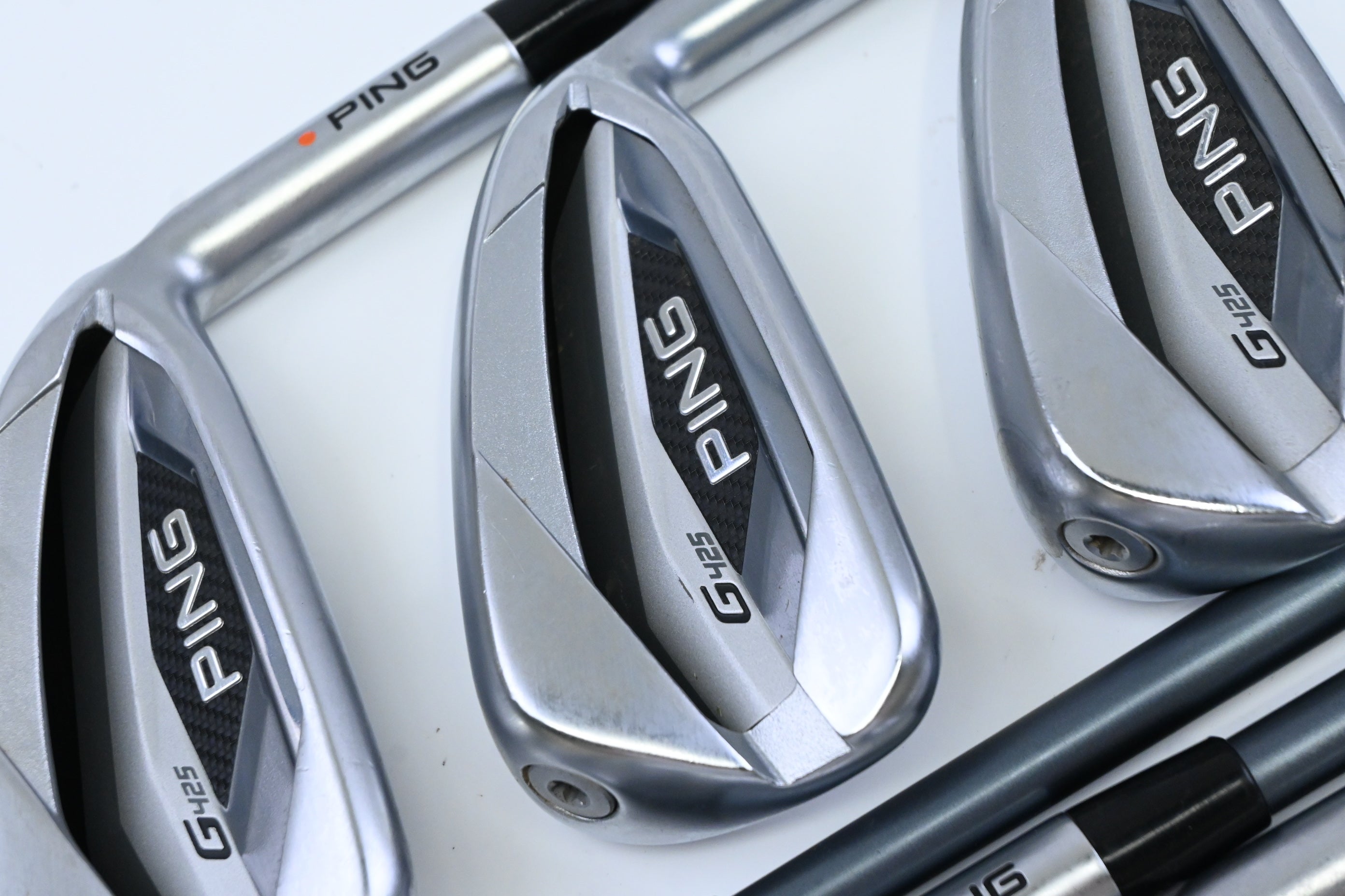 Ping G425 Irons / 5-PW+SW / Orange Dot / Regular Flex Ping Alta CB Slate Shafts