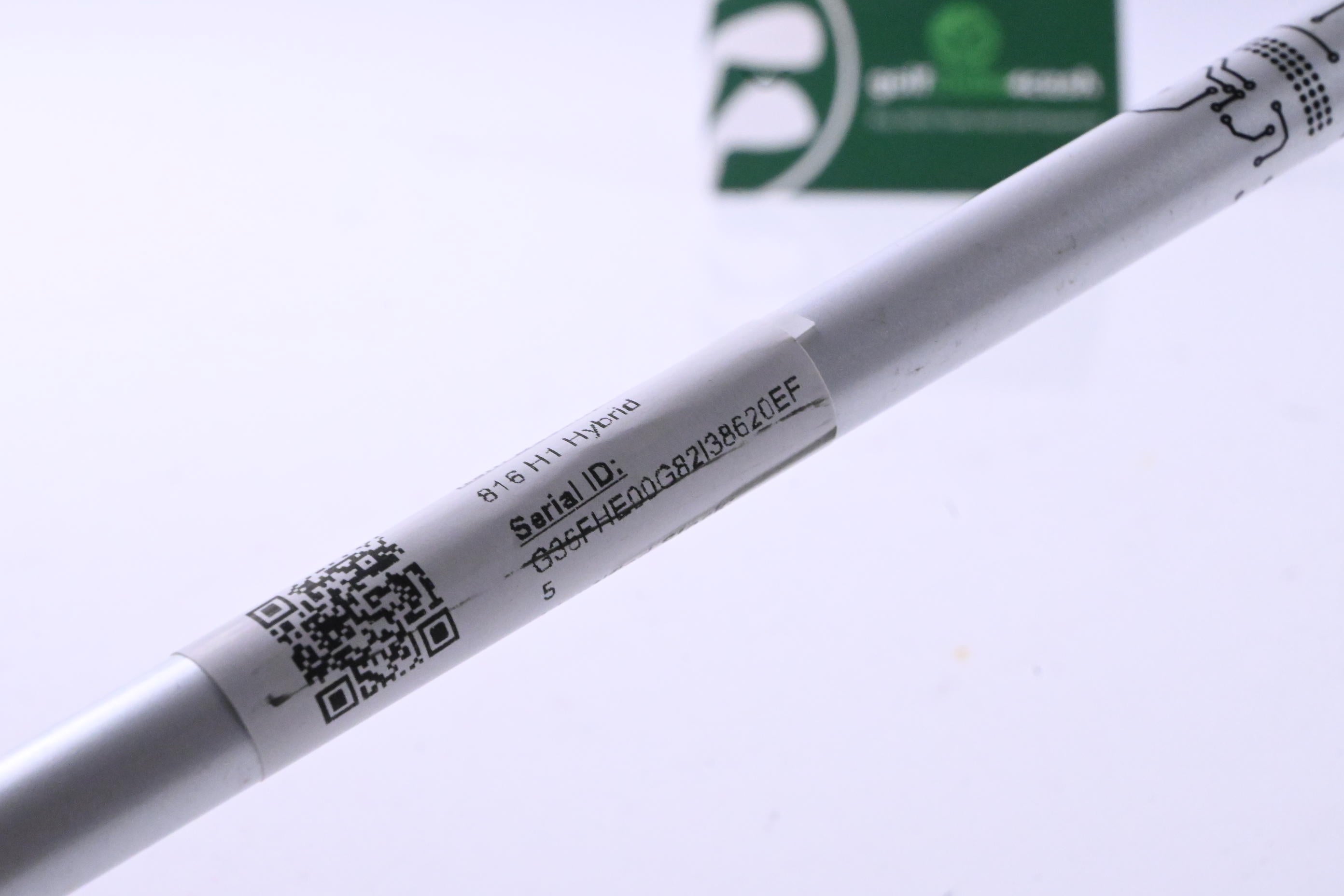 Titleist 816 H1 #3 Hybrid / 19 Degree / Stiff Flex Aldila Rogue Silver 85 Shaft