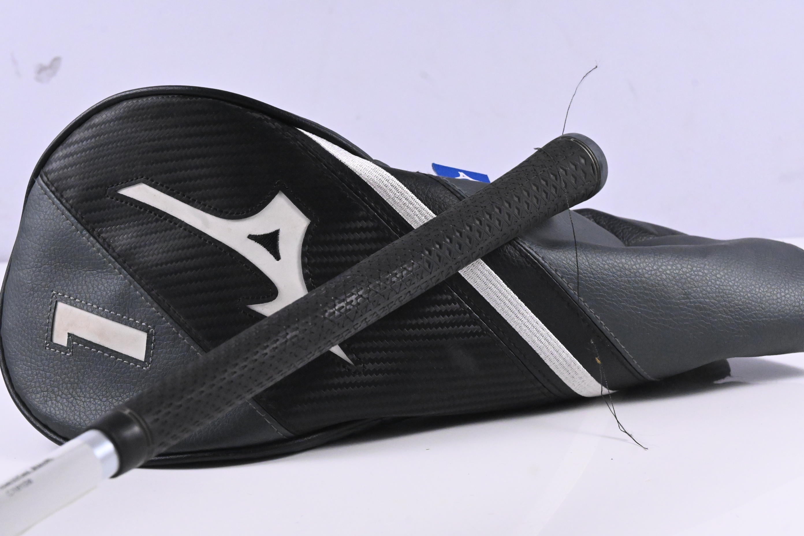 Mizuno ST-X Driver / 10.5 Degree / Regular Flex MFusion 039 Shaft