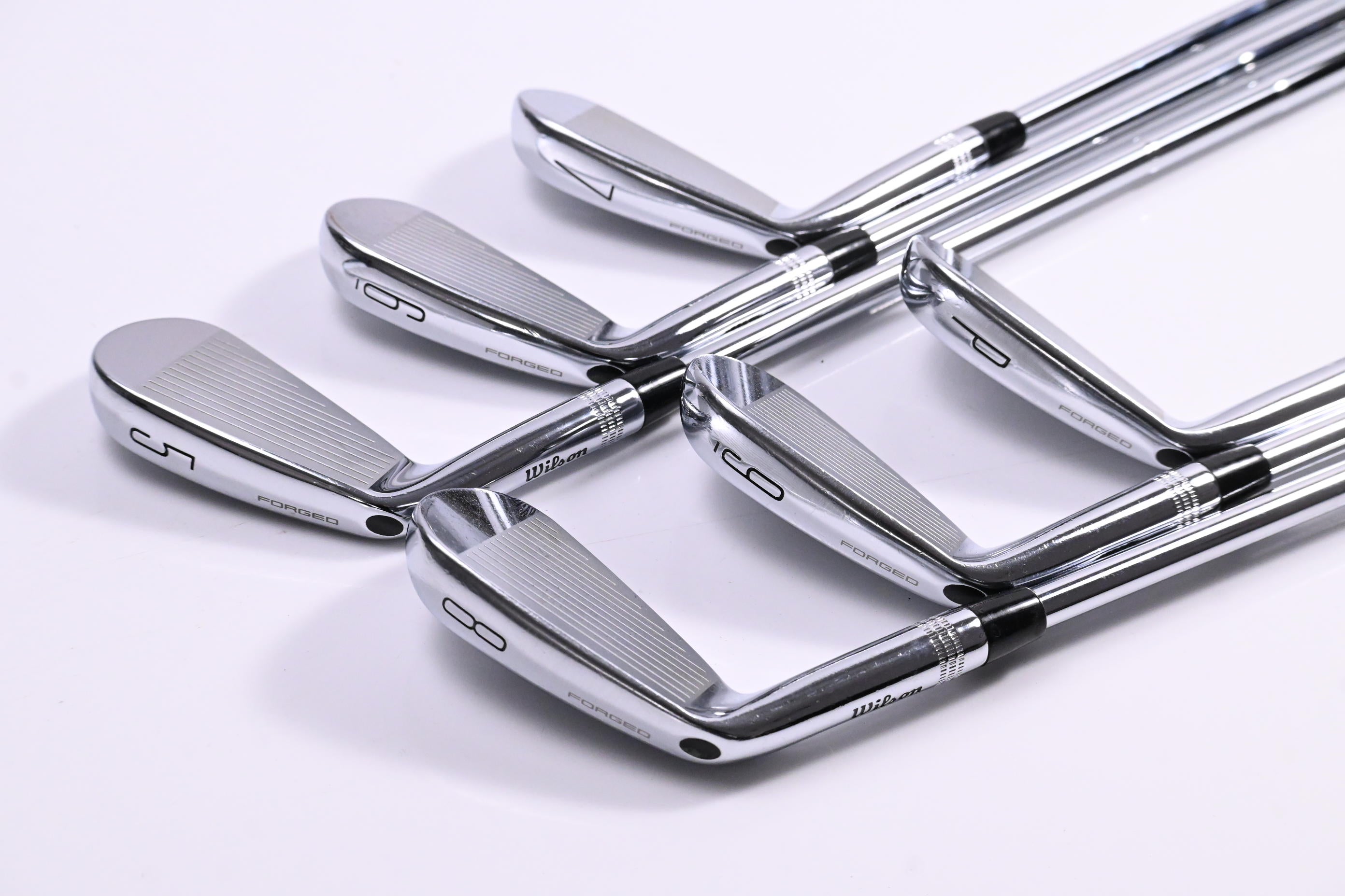 Wilson Staff Model Blade 2024 Irons / 5-PW / Stiff Flex Dynamic Gold 115 S300